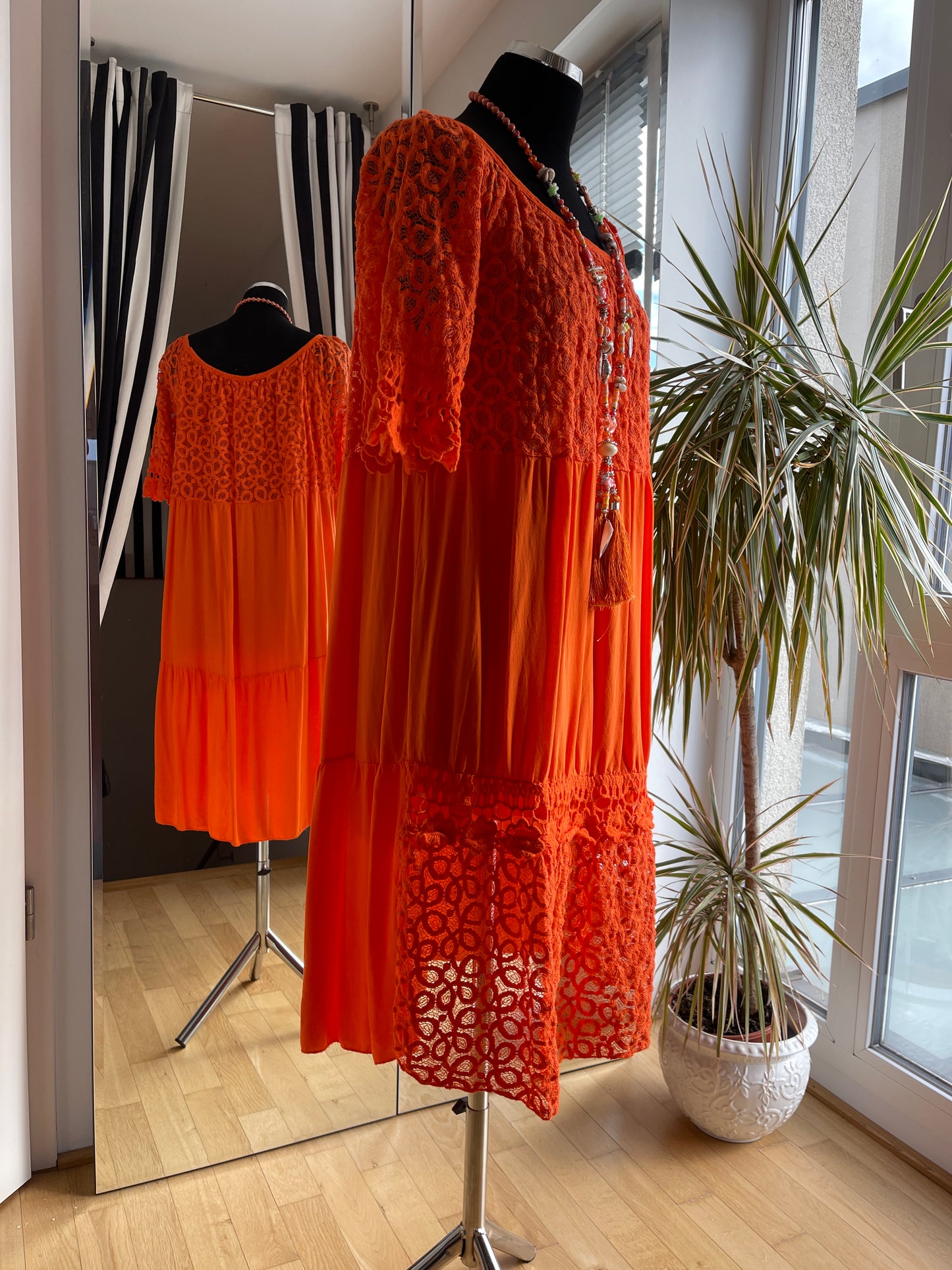 Kleid JUFA orange €79,90; … das perfekte sommerliche Reisekleid