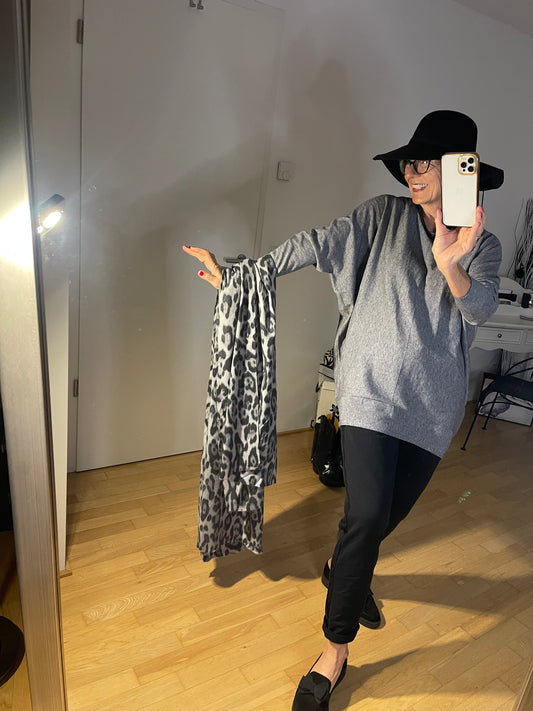 Pullover MOLA grey; €59,90 jetzt im Oktober-Sale statt €99,90… klasse Modell auch Genussgrößen