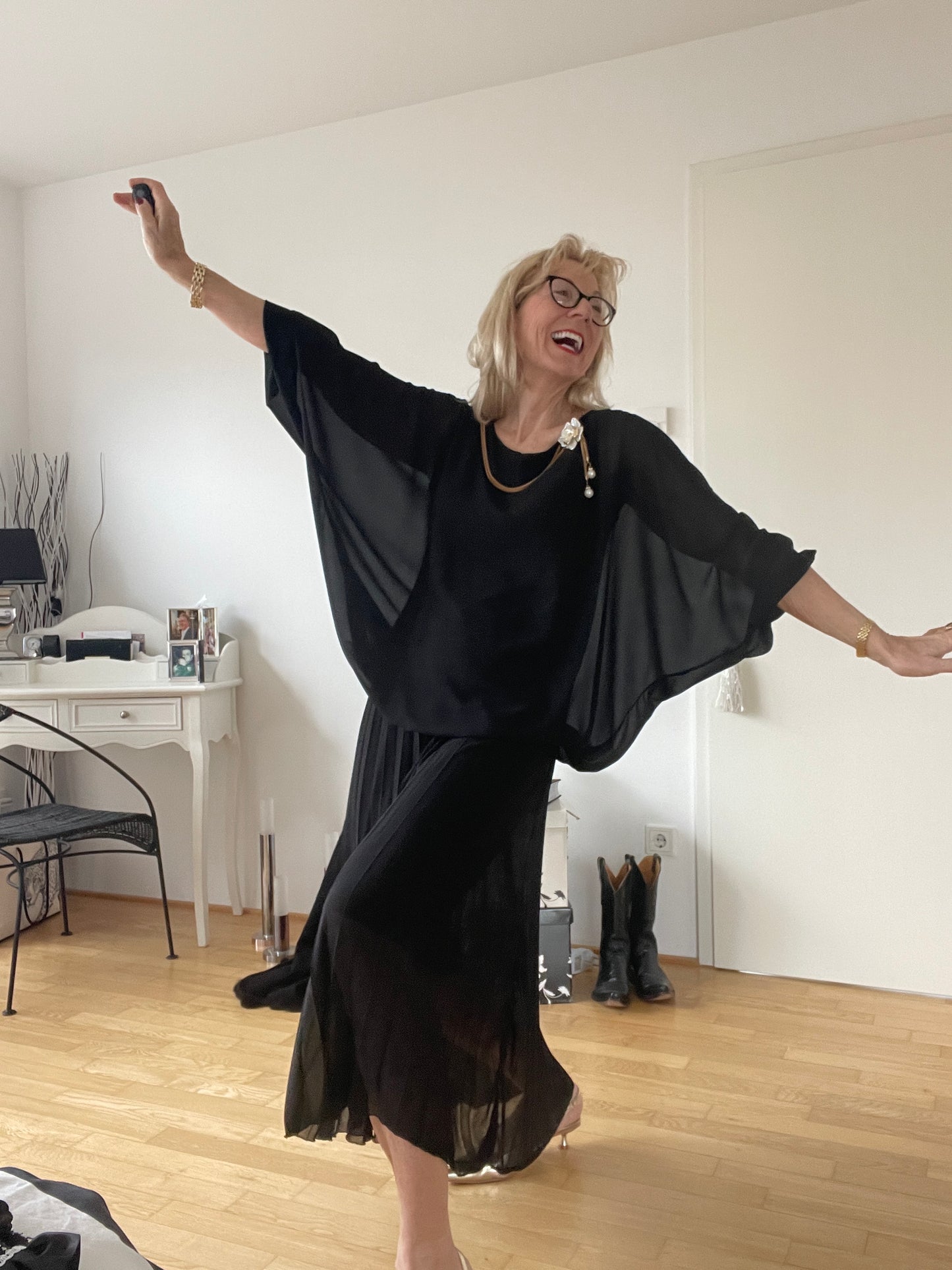 Oberteil KAYMAN im Outlet €39,80 statt €79,90 ein perfektes, super stylisches Modell .. größenlos!!… so genial!!