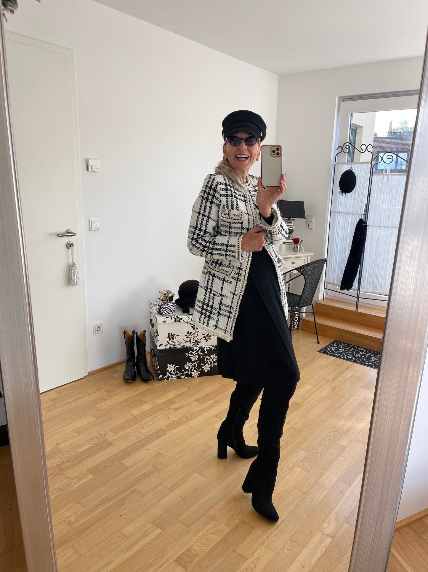 Blazer GABRIELLA Gr. L;  „IM BLACK-FRIDAY OUTLET“ nur noch €59,90 statt €139,90; Boucle-Blazer im Coco-Style