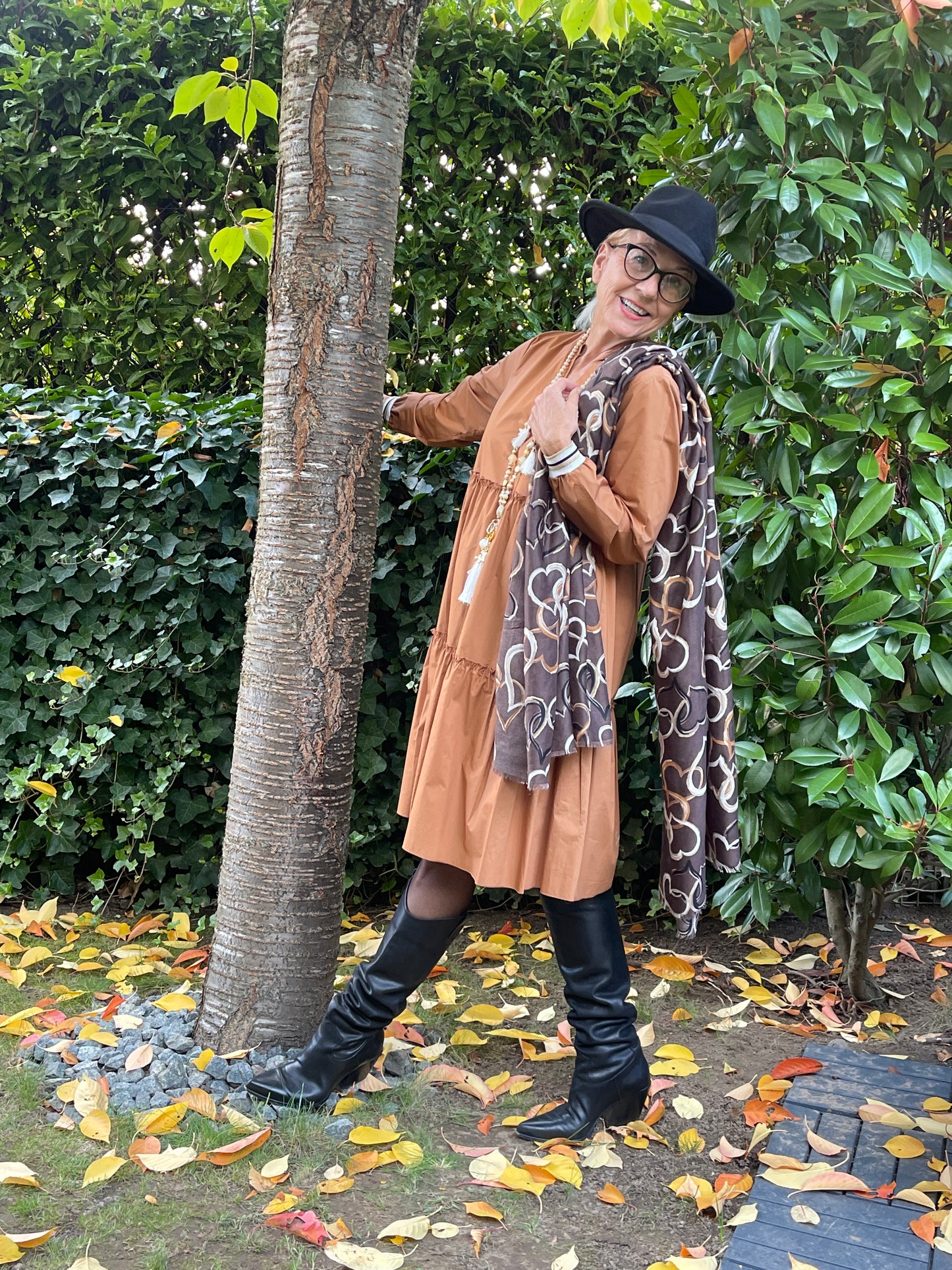 Kleid CAMPIONE cognac;  „IM BLACK-FRIDAY OUTLET“ nur noch €39,90 statt €89,90; total unkompliziertes, super schickes Allroundkleid