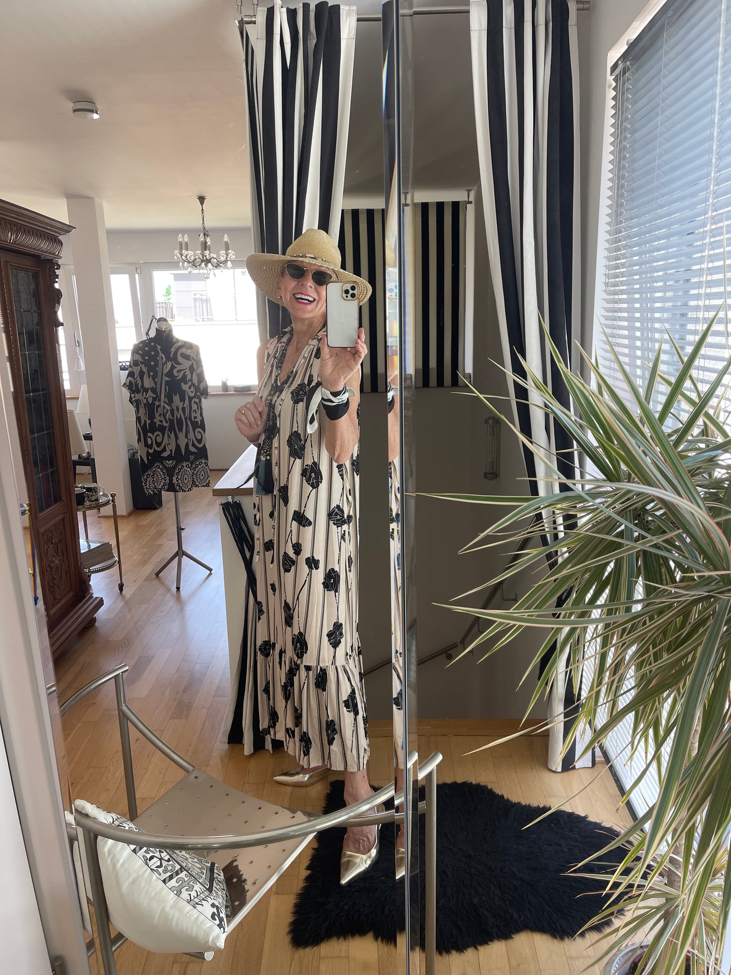 Kleid LUNGO €119,90; … was für ein wunderschönes Maxikleid