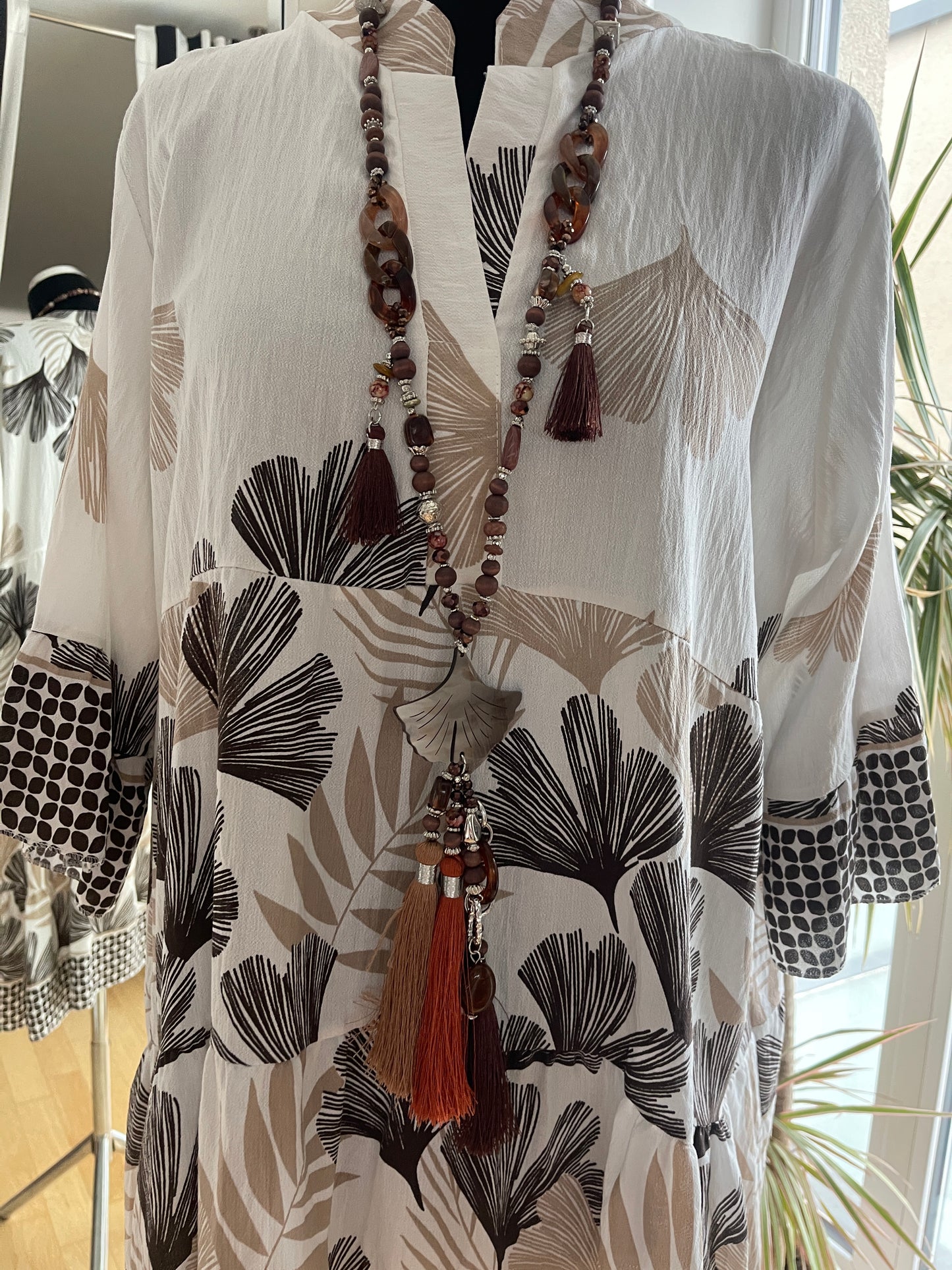 Tunika GINKO schwarz, beige-champagner €69,90; starker Look, klasse Print, perfekter One-Size-Schnitt