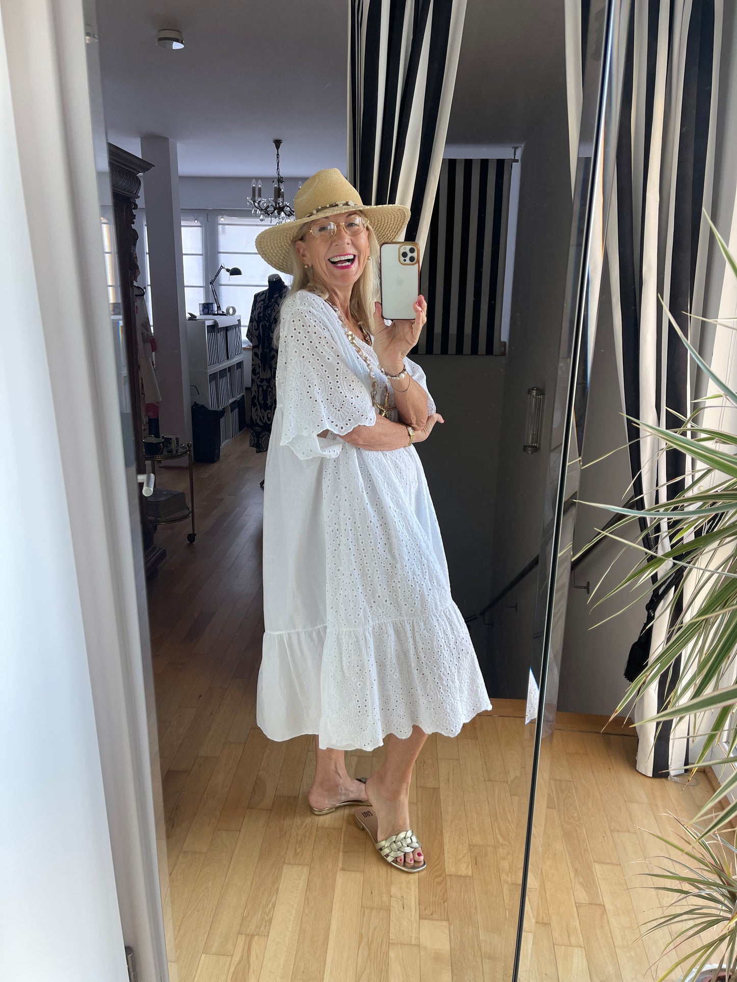 Kleid LAGO €79,90 statt €119,90; der perfekte, modische Sommertraum