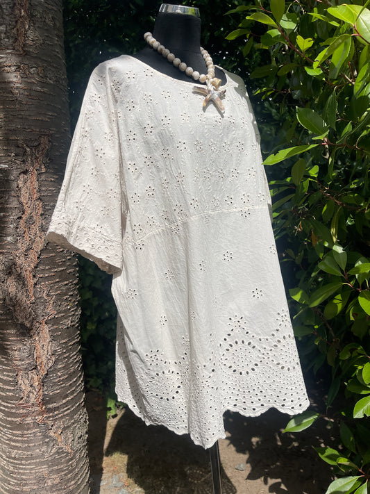 Tunika BLANKO beige €59,90 statt €89,90; auch Genussgrößen möchten super schöne Mode tragen