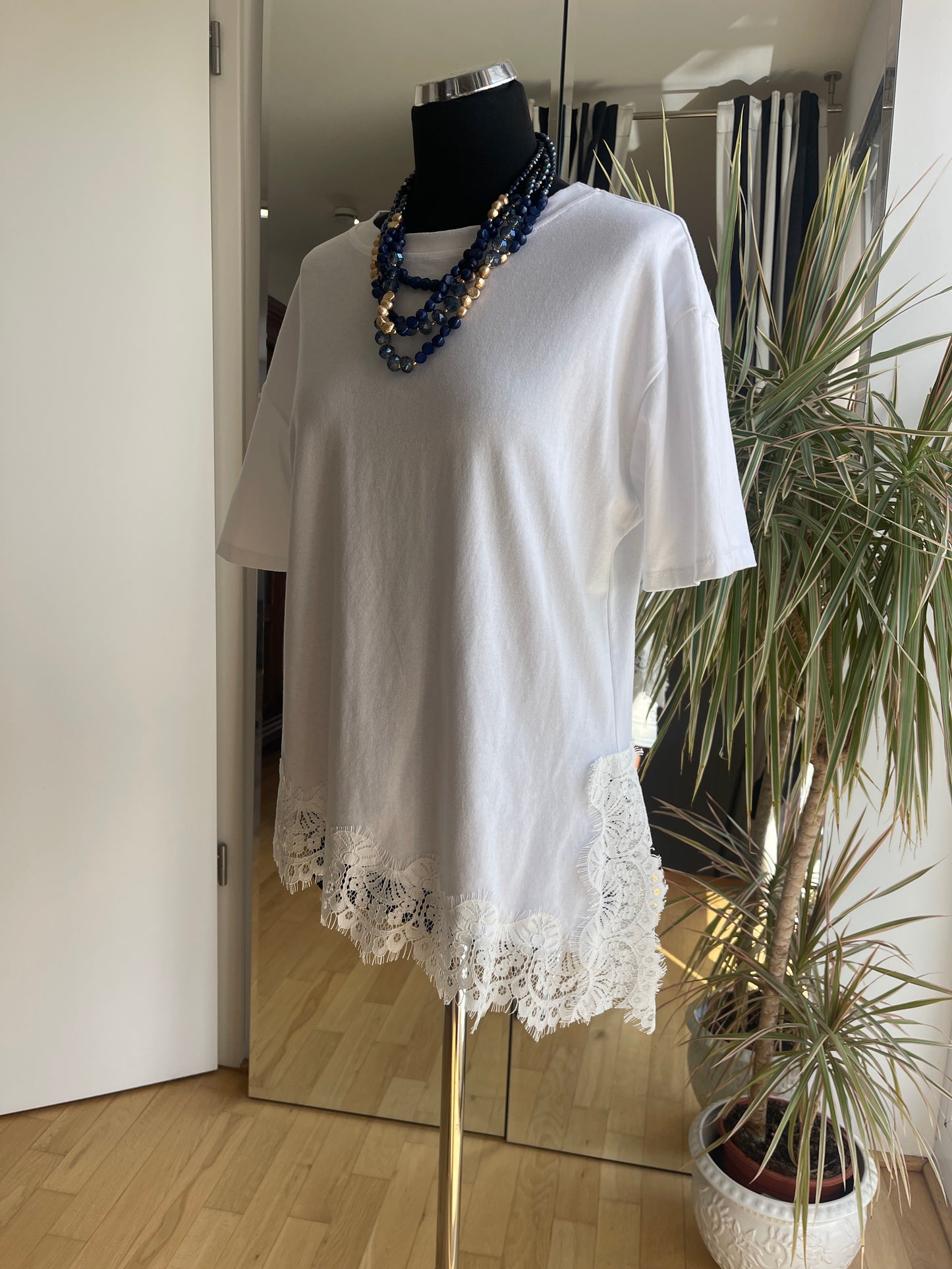 Oberteil/T-Shirt JANA €39,90 statt €69,90; auf gar keinen Fall 08/15