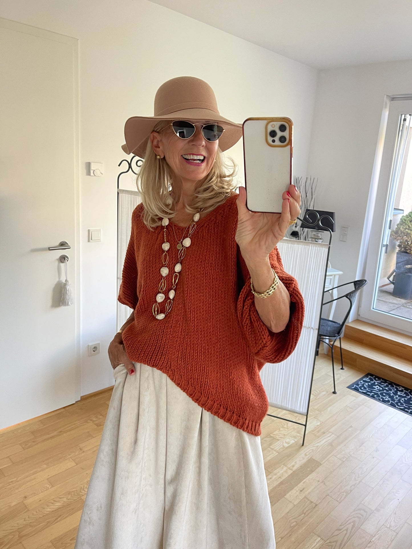 Pullover ARMSTRONG rostrot €79,90; kuschelig, so lässig, so herrlich wunderbar 🍂