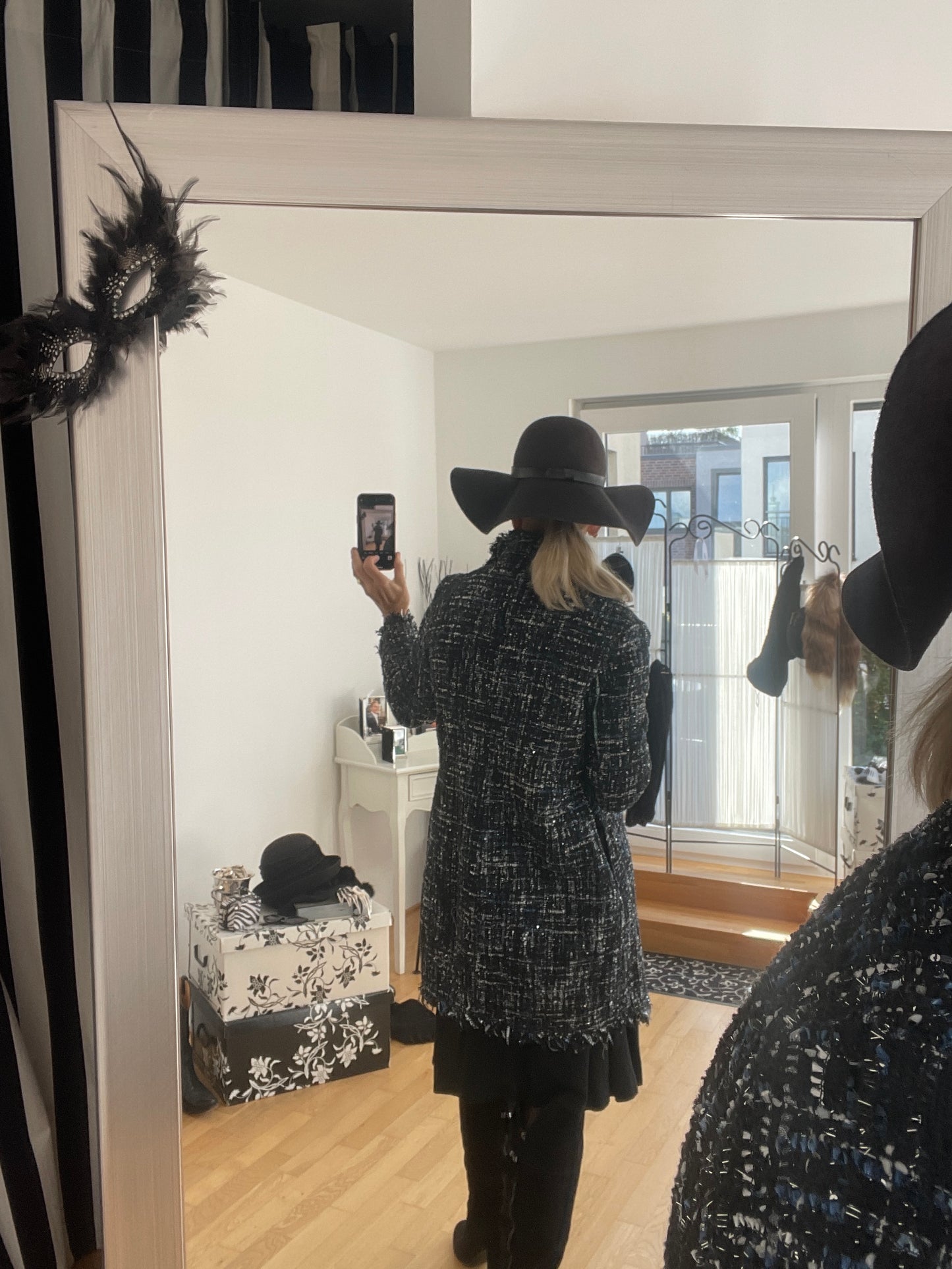 Blazer KISS Gr.L/XL  „IM BLACK-FRIDAY OUTLET“ nur noch €59,90 statt €139,90  Boucle-Blazer im Coco-Style