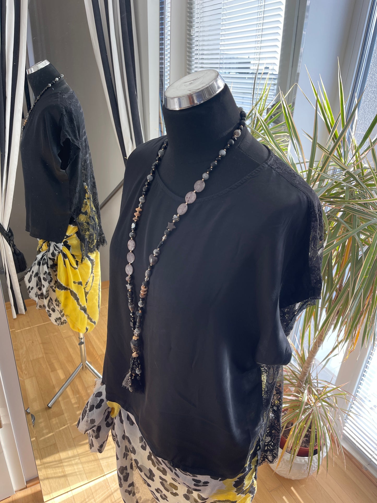 Oberteil PERLA black im Outlet €29,90 statt €69,90; einerseits edel & elegant andererseits raffiniert & sexy