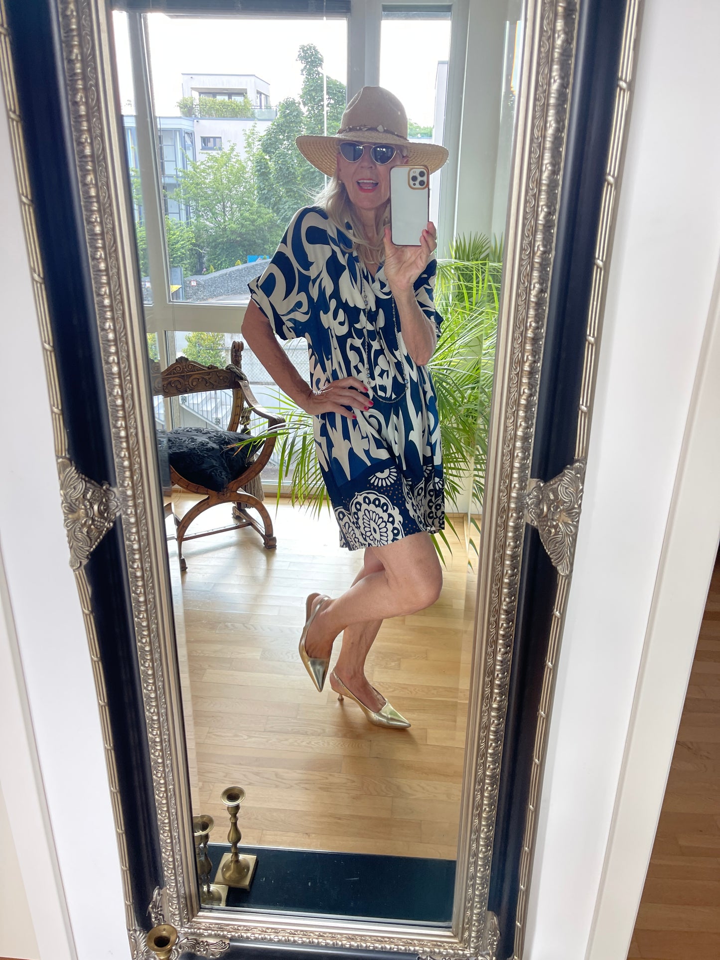 Tunika SULTA blue €59,90 statt €89,90; luftig, schickes Sommeroutfit auch perfekt für XXL-Größen
