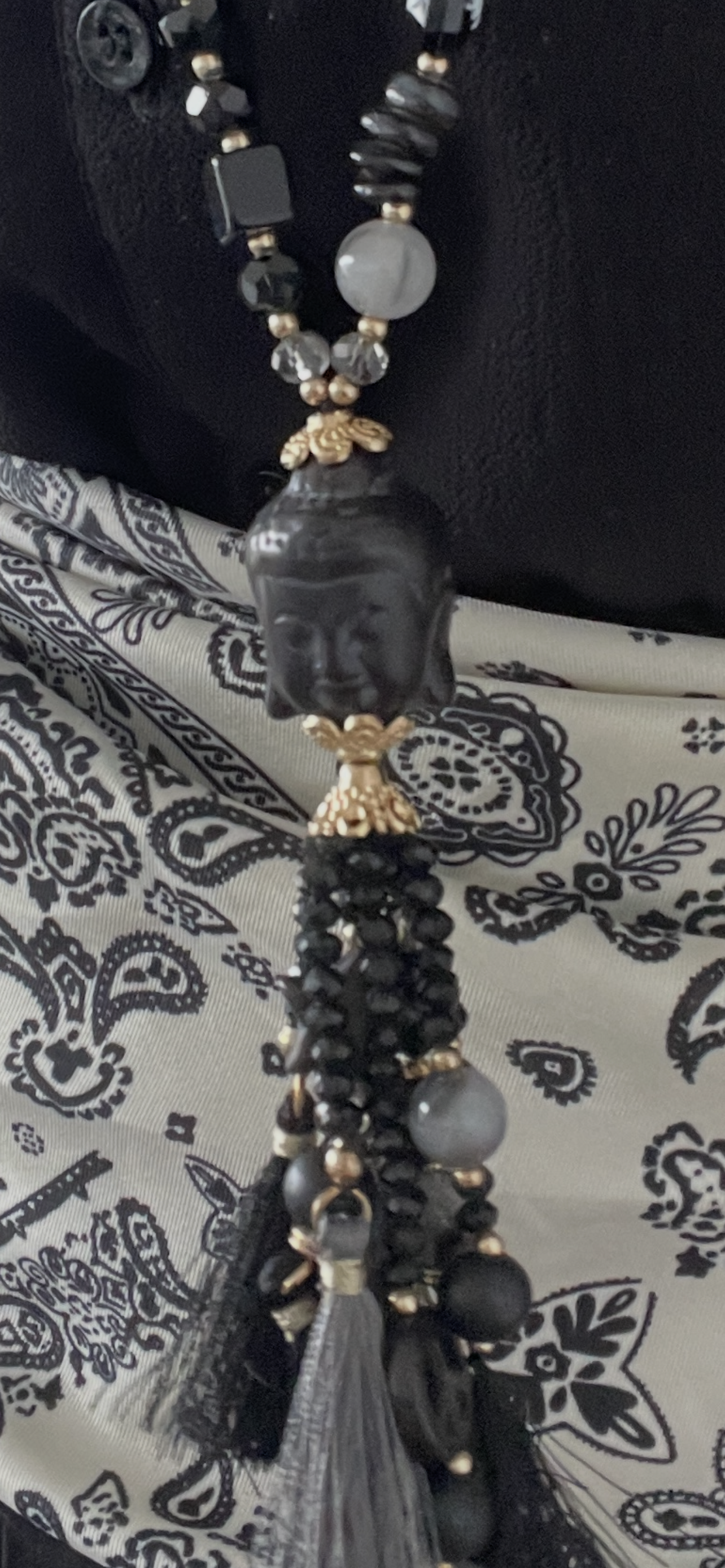 Kette BUDDA black €49,90; stylische Longkette