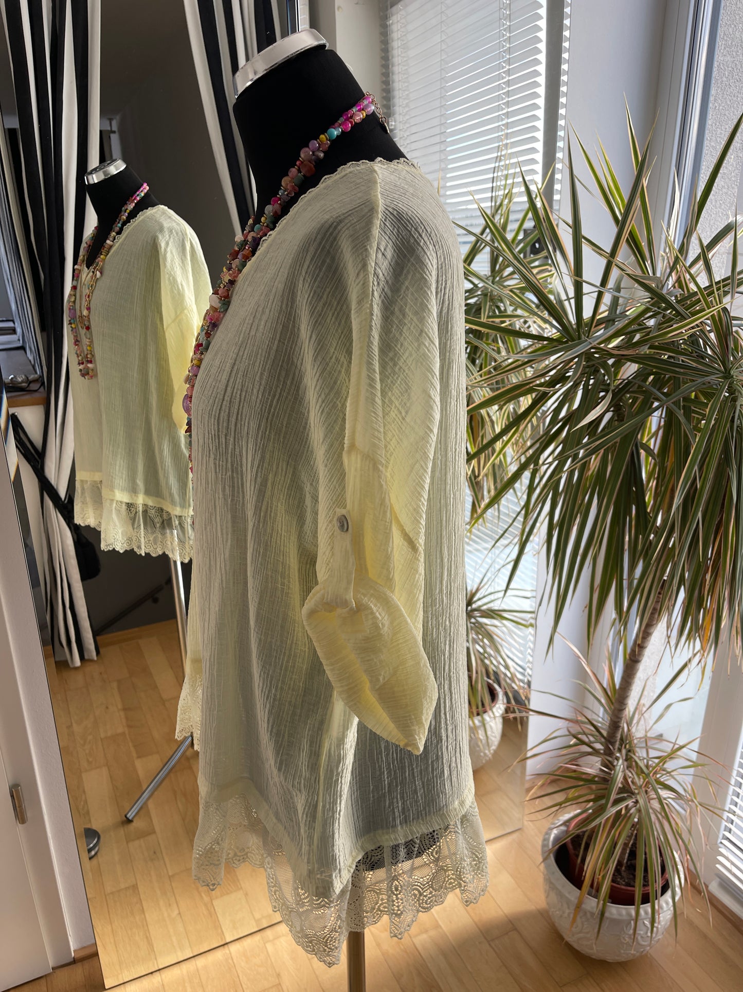 Tunika HELEN yellow; im Outlet €39,90 statt €69,90 .. so wunderbar luftig, duftig und perfekt auch für XXL-Größen