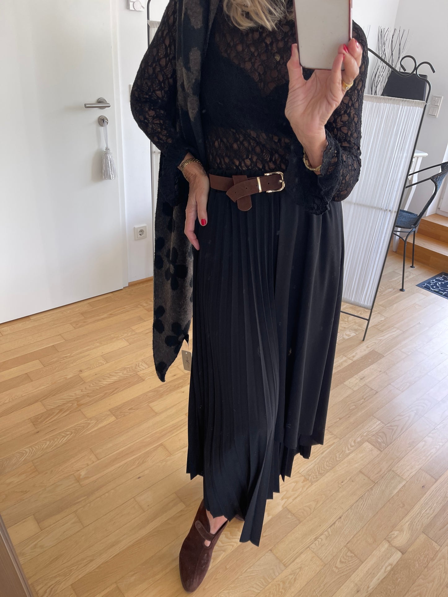 Rock ROCKEFELLER black €109,90; was für ein ausgefallener Schnitt!!