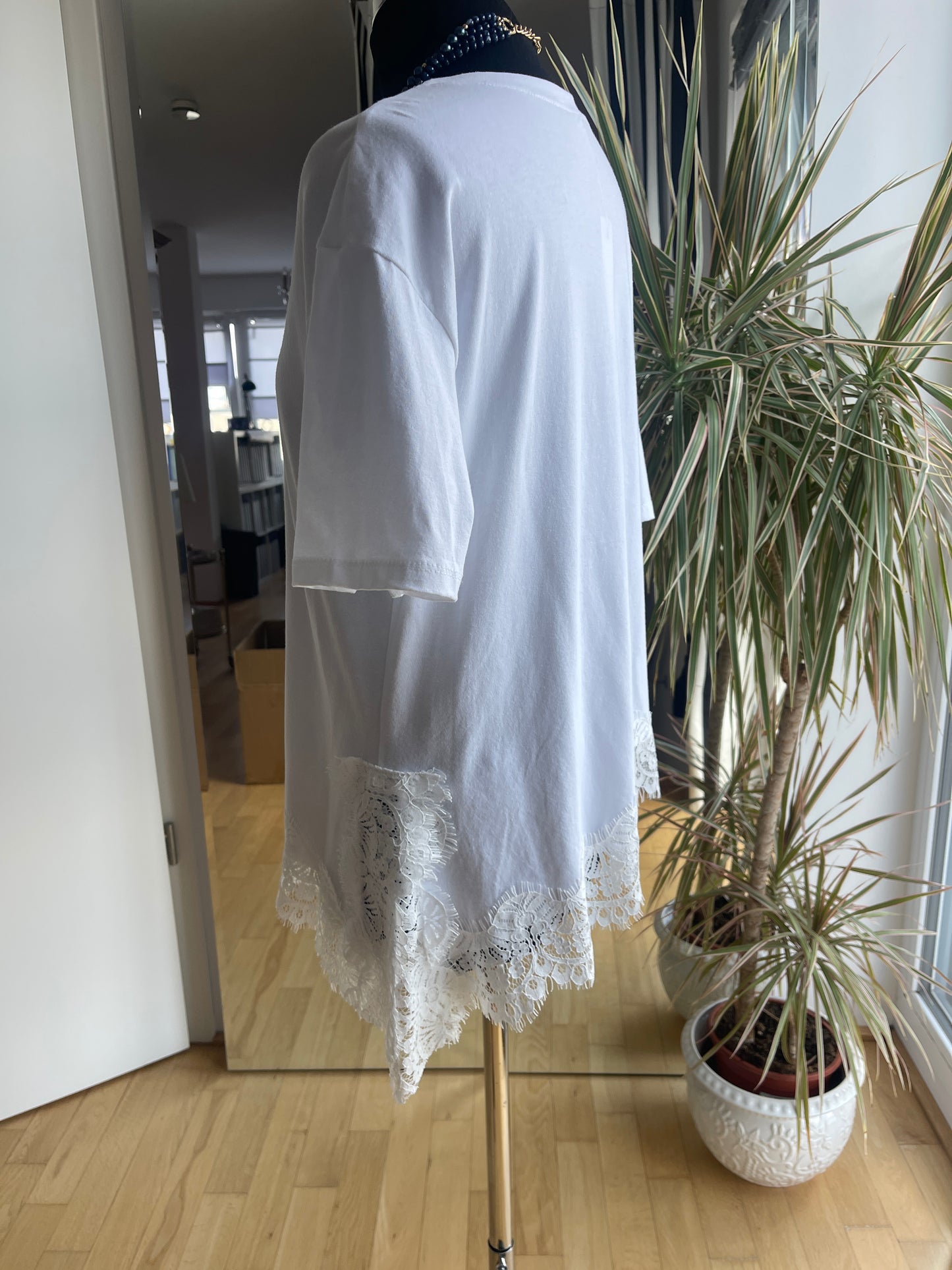 Oberteil/T-Shirt JANA €39,90 statt €69,90; auf gar keinen Fall 08/15