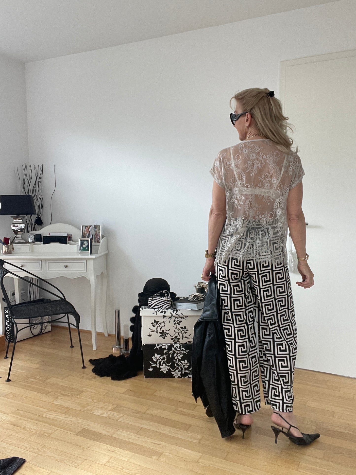 Oberteil PERLA beige im Outlet €29,90 statt €69,90; edel, elegant & raffiniert, sexy