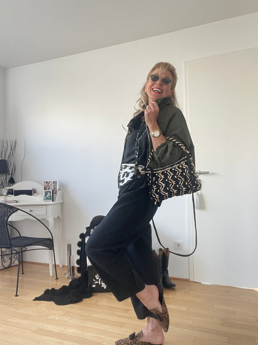 Tasche LUCIA €59,90 schwarz/gold; top aktuelle Basttasche