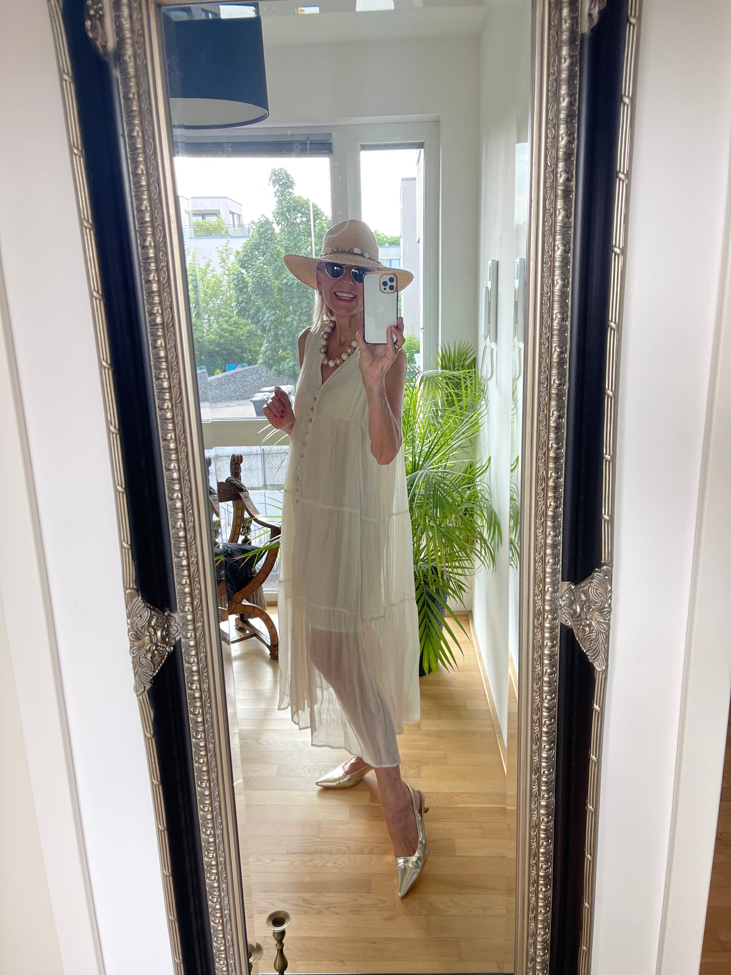 Kleid DARDA creme €79,90 statt €109,90; Style trifft Extravaganz