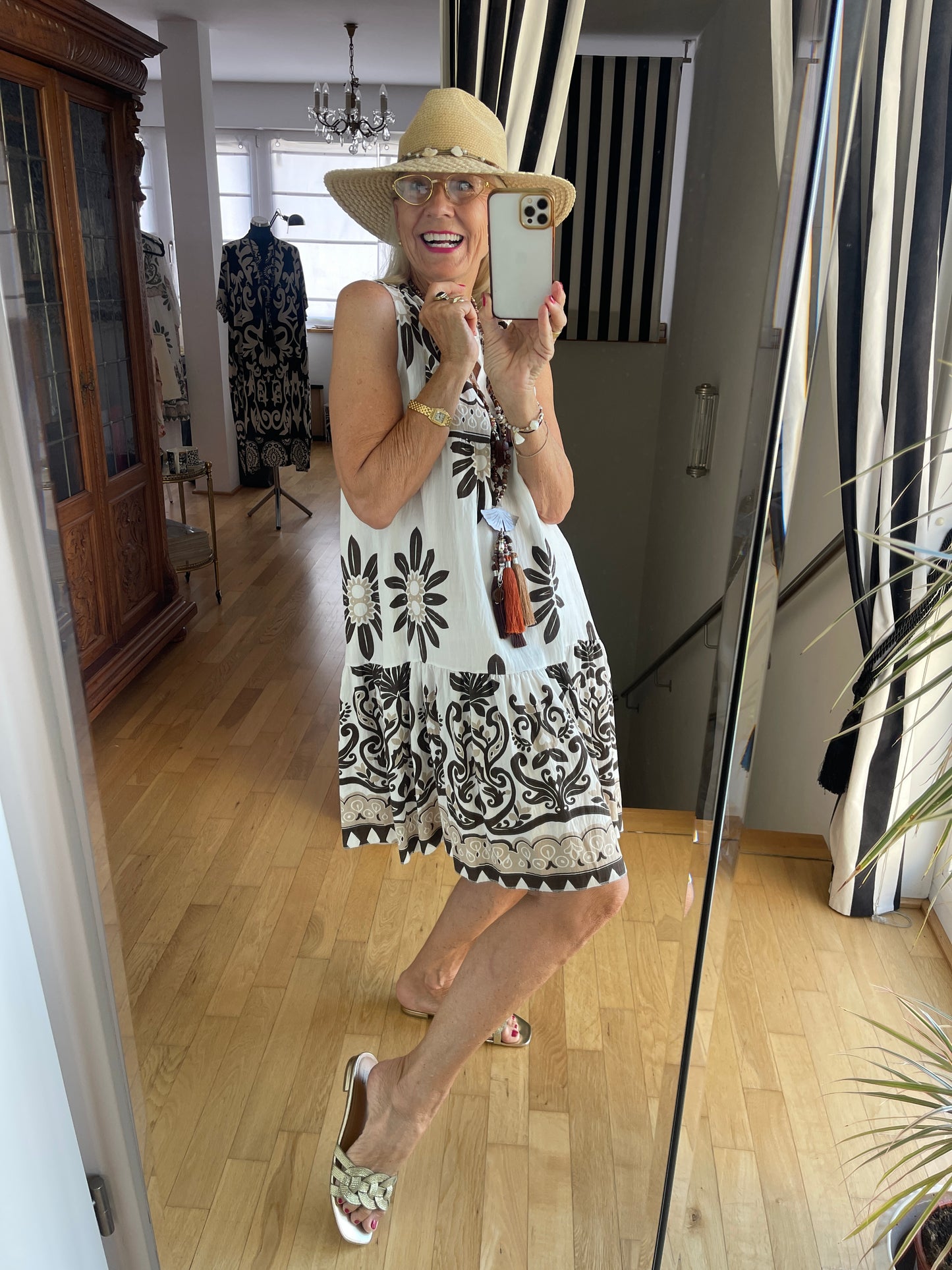 Kleid JONTE brown €49,90 statt €€79,90 .. ein perfekter sommerlicher Allrounder ☀️