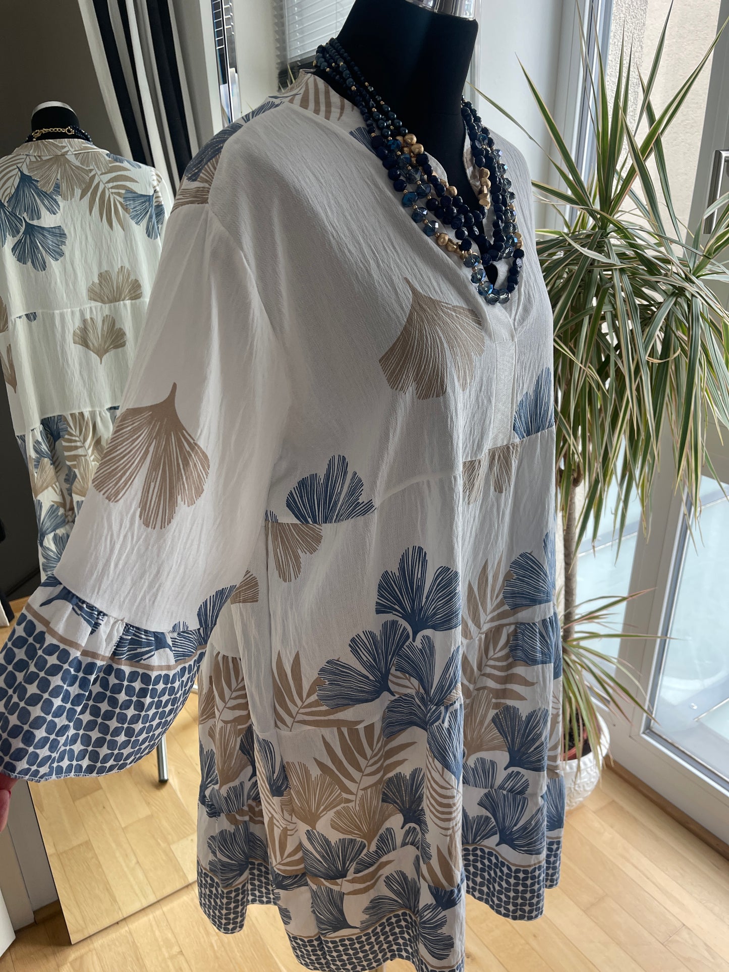 Tunika GINKO blue, beige-champagner im Outlet €69,90 statt €89,90; genialer Schnitt, herrliches Material, toller Print