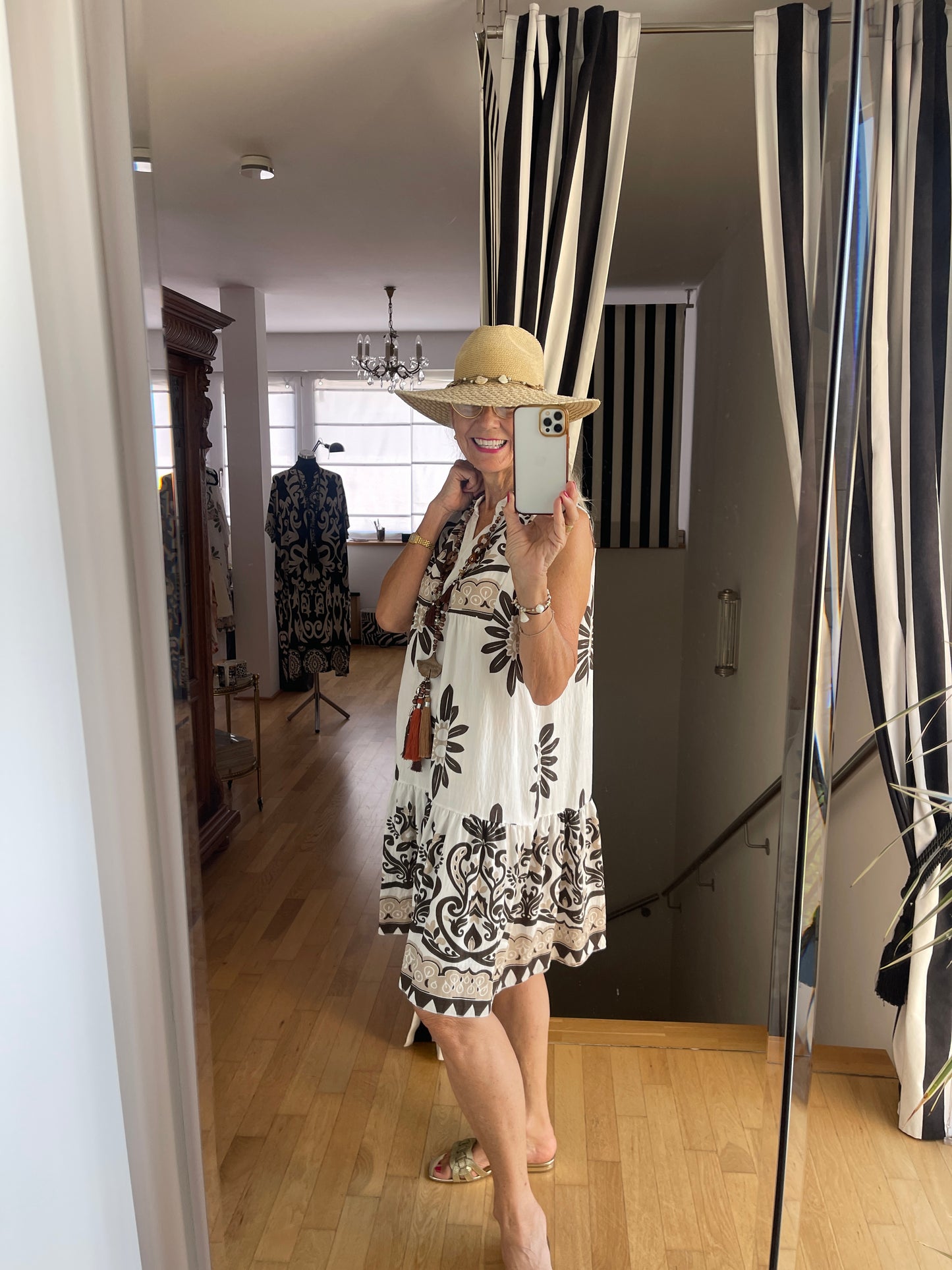 Kleid JONTE brown €49,90 statt €€79,90 .. ein perfekter sommerlicher Allrounder ☀️