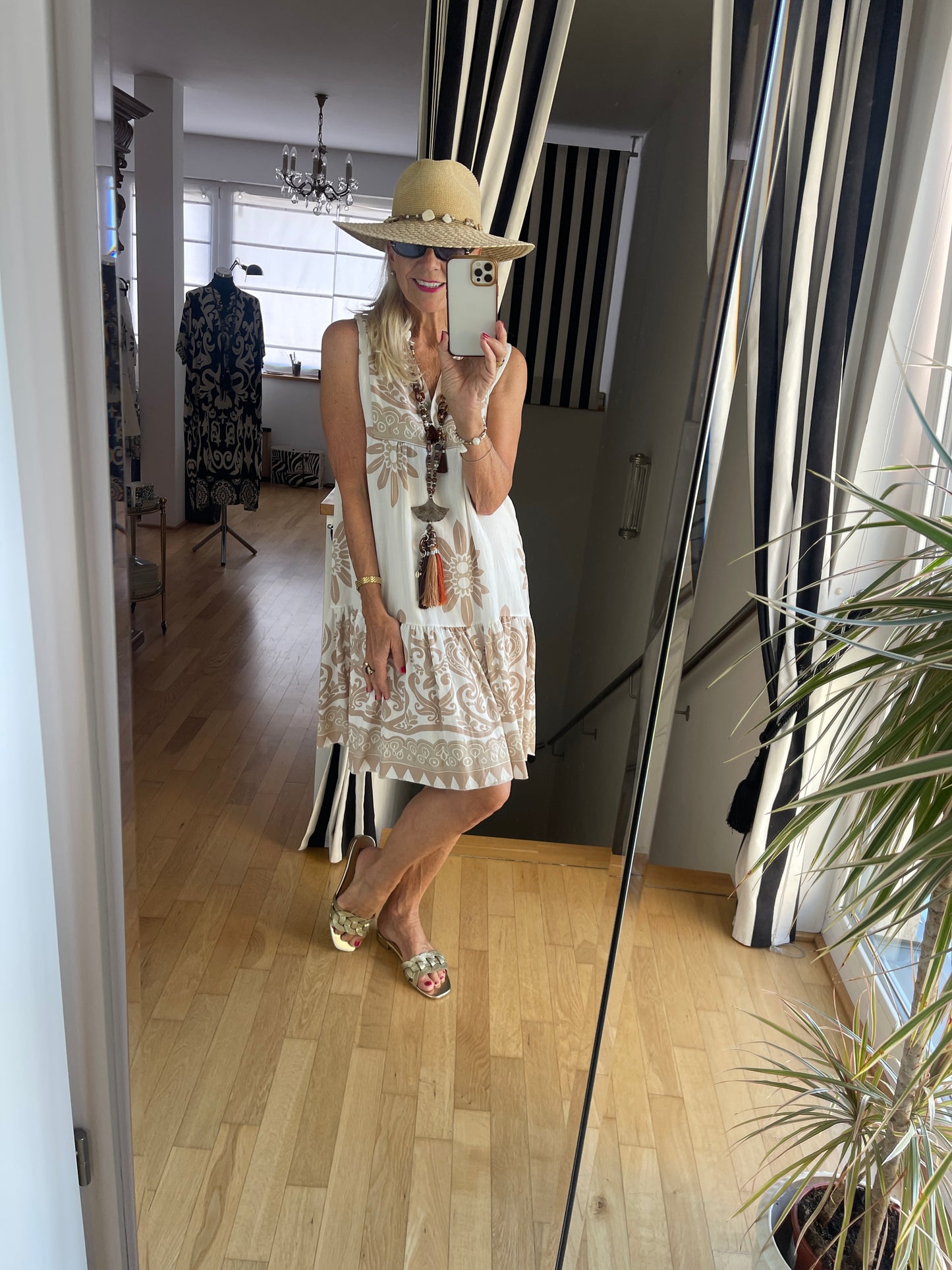 Kleid JONTE beige €49,90 statt €79,90… perfekter, sommerlicher Allrounder ☀️