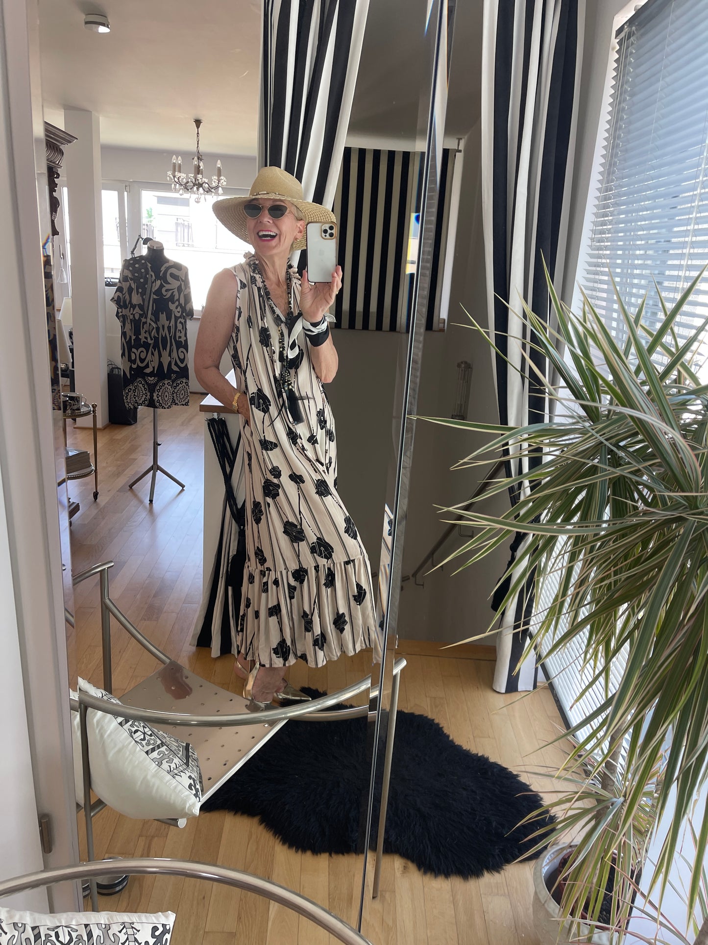 Kleid LUNGO €119,90; … was für ein wunderschönes Maxikleid