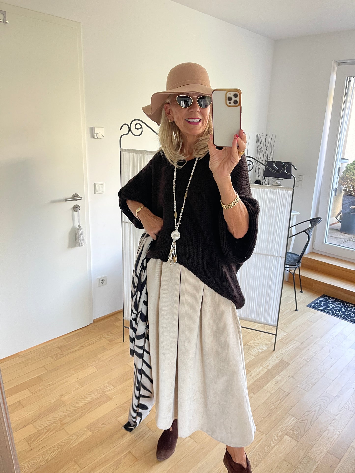 Pullover ARMSTRONG schoko €79,90; so kuschelig, so lässig, so herrlich wunderbar 🍂