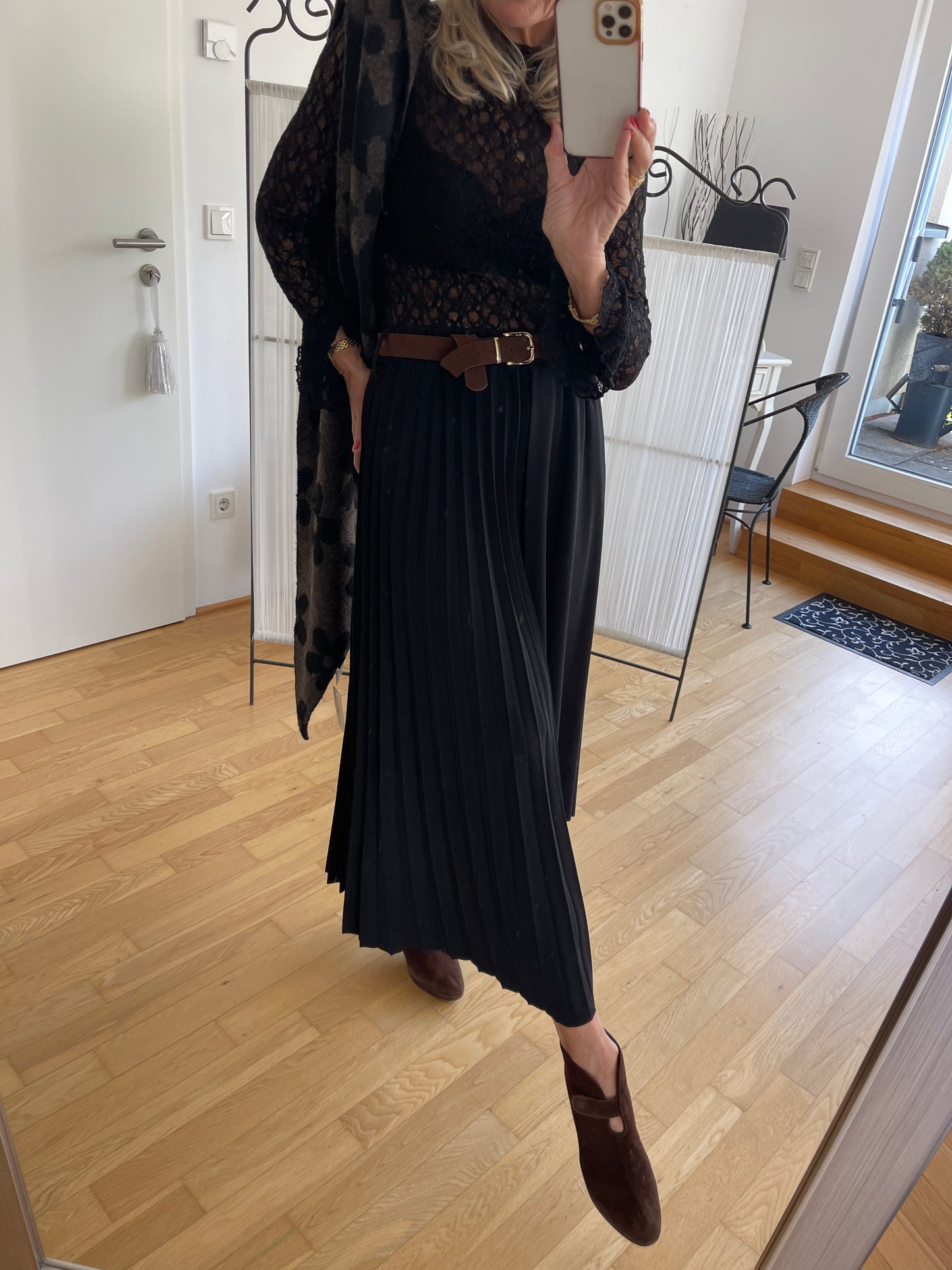 Rock ROCKEFELLER black €109,90; was für ein ausgefallener Schnitt!!