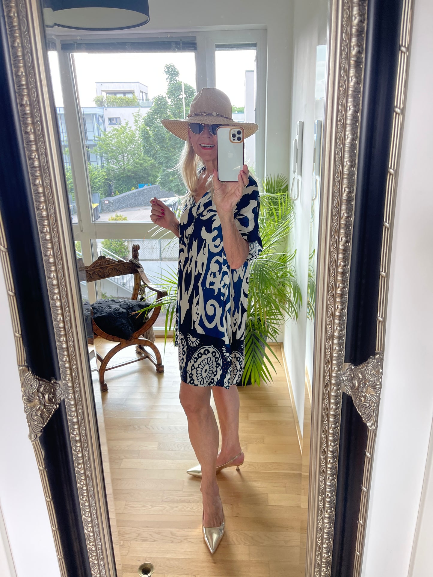 Tunika SULTA blue €59,90 statt €89,90; luftig, schickes Sommeroutfit auch perfekt für XXL-Größen