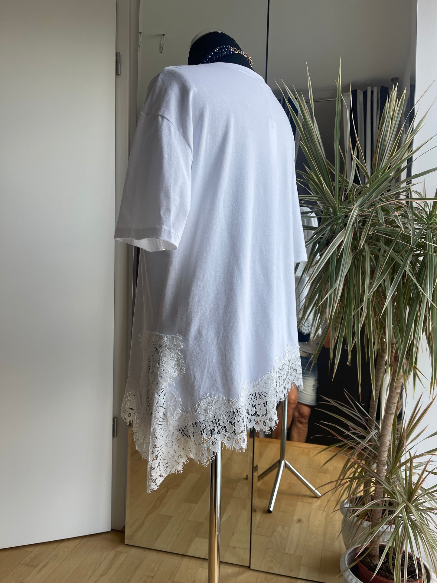 Oberteil/T-Shirt JANA €39,90 statt €69,90; auf gar keinen Fall 08/15