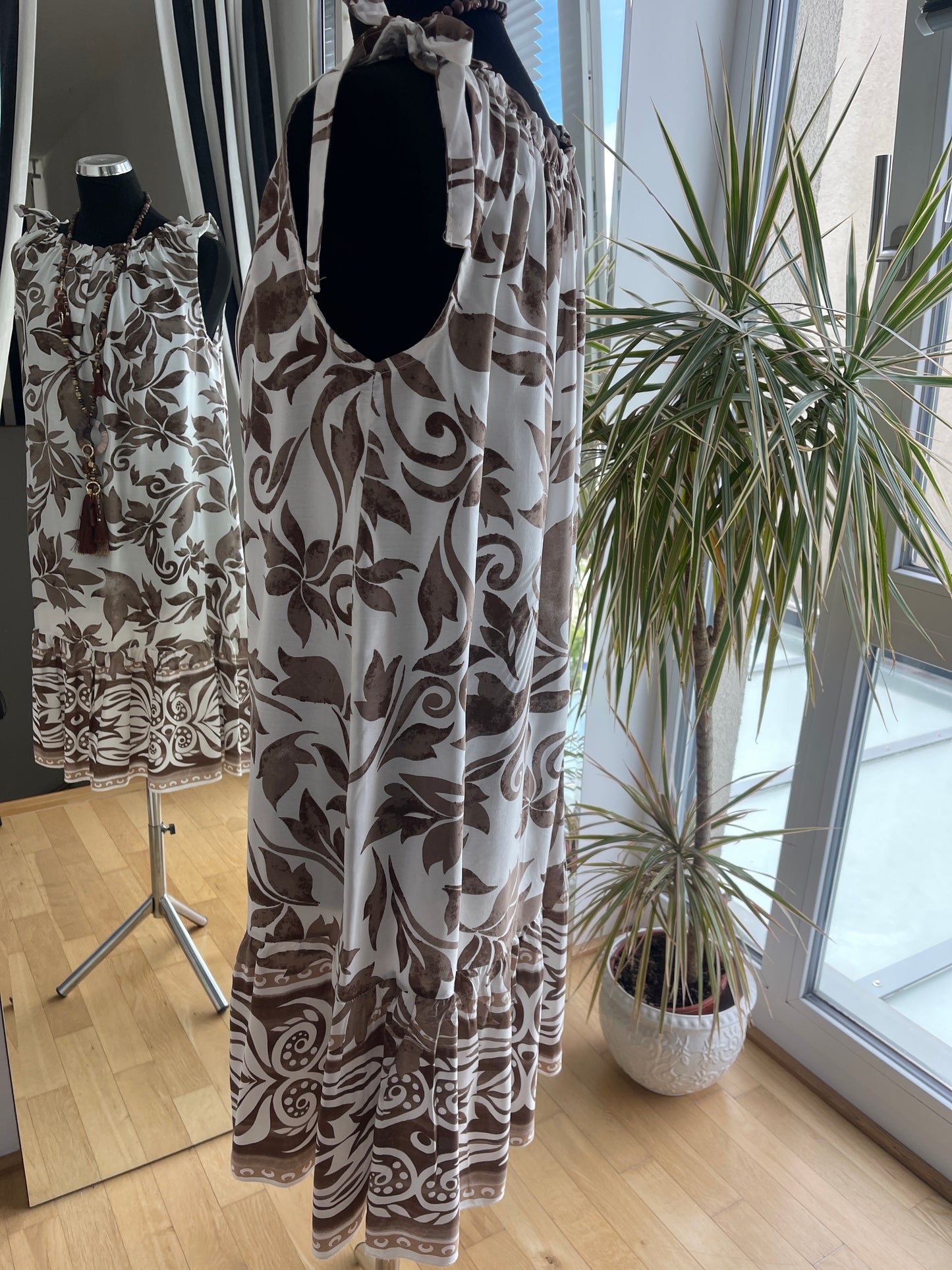 Kleid RICHI schoko €69,90; perfektes Sommerkleid