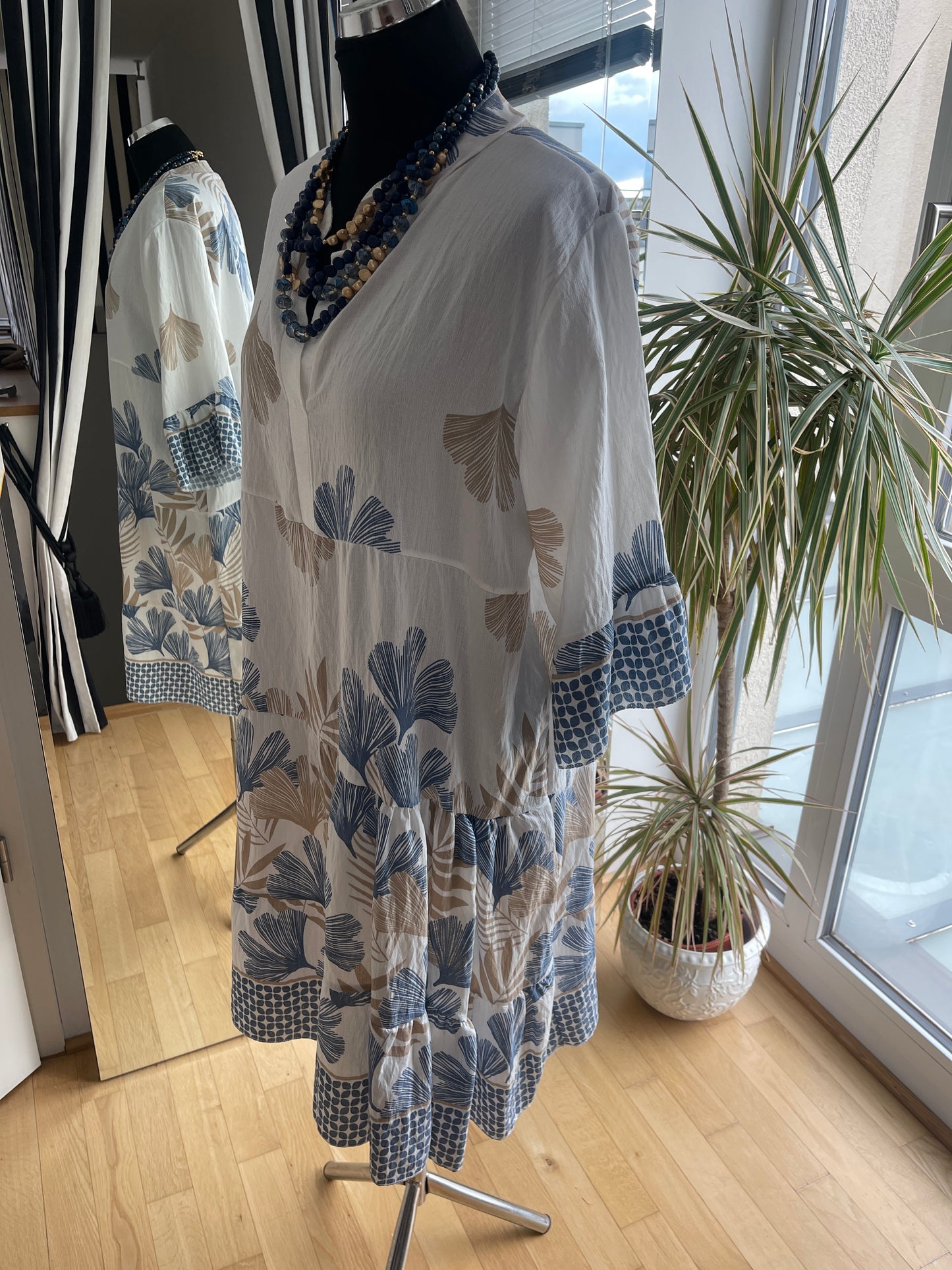 Tunika GINKO blue, beige-champagner im Outlet €69,90 statt €89,90; genialer Schnitt, herrliches Material, toller Print