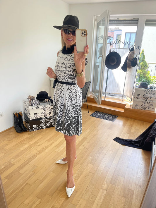 Kleid ANNABELL; jetzt €49,90 statt €89,90 im Super-Summer-Sale