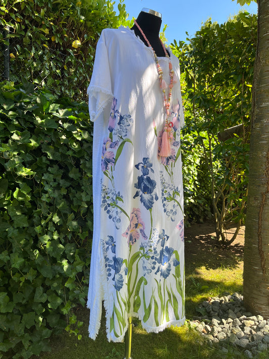 Kleid ROMY white jetzt €99,90; Flower-Power .. geniales Summer-Feeling