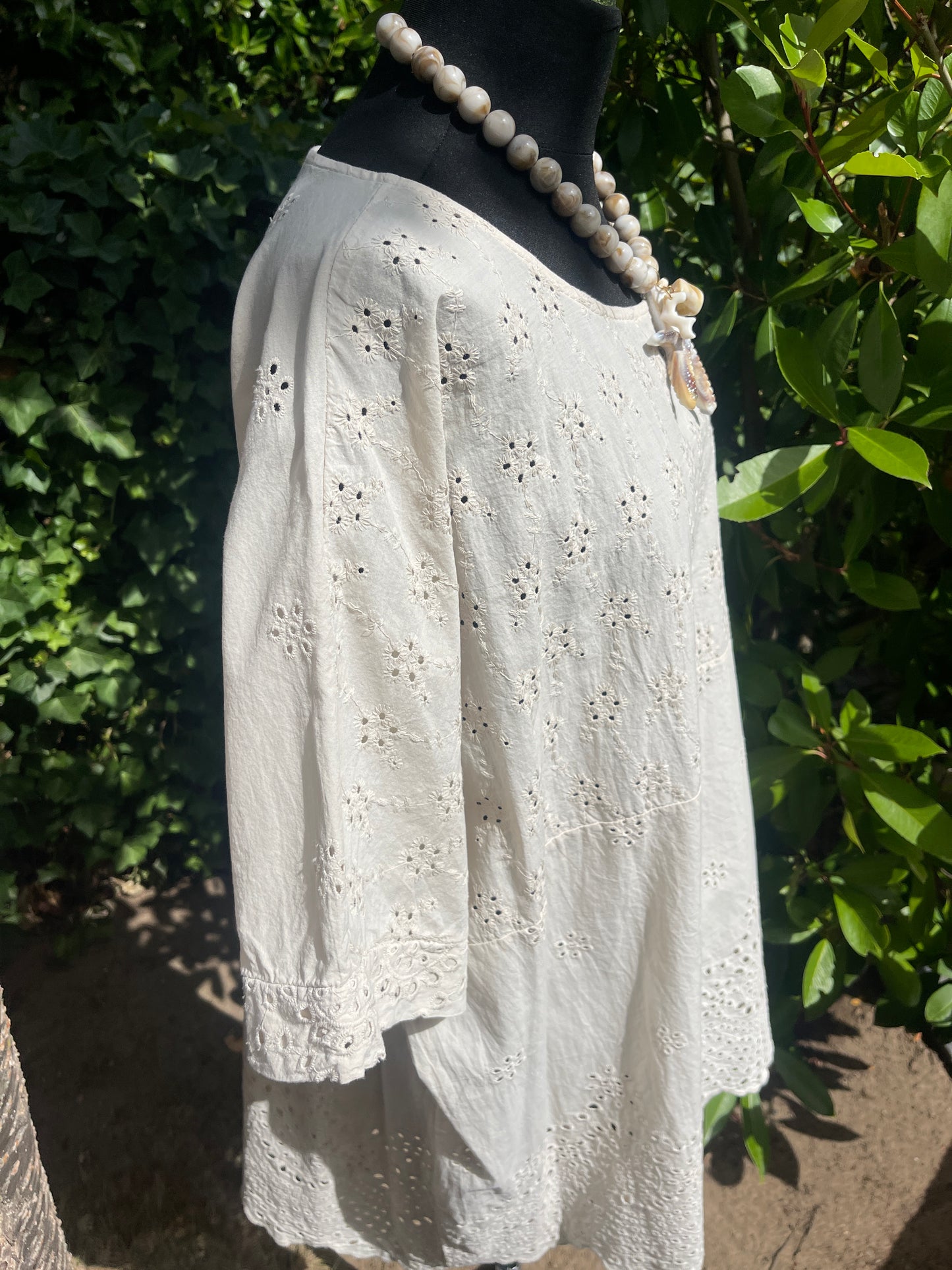 Tunika BLANKO beige €59,90 statt €89,90; auch Genussgrößen möchten super schöne Mode tragen