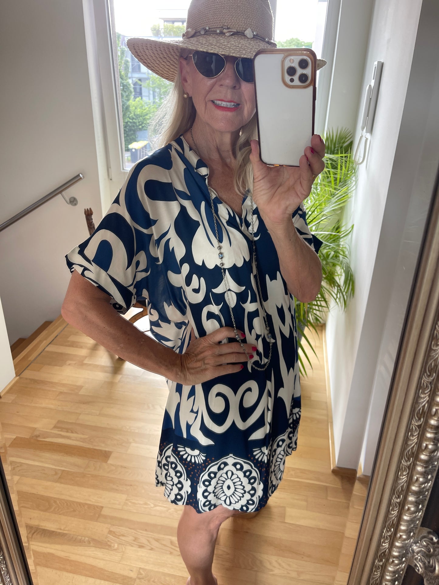 Tunika SULTA blue €59,90 statt €89,90; luftig, schickes Sommeroutfit auch perfekt für XXL-Größen