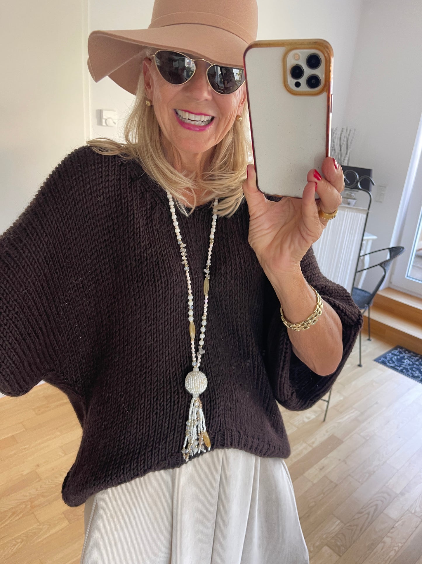 Pullover ARMSTRONG schoko €79,90; so kuschelig, so lässig, so herrlich wunderbar 🍂