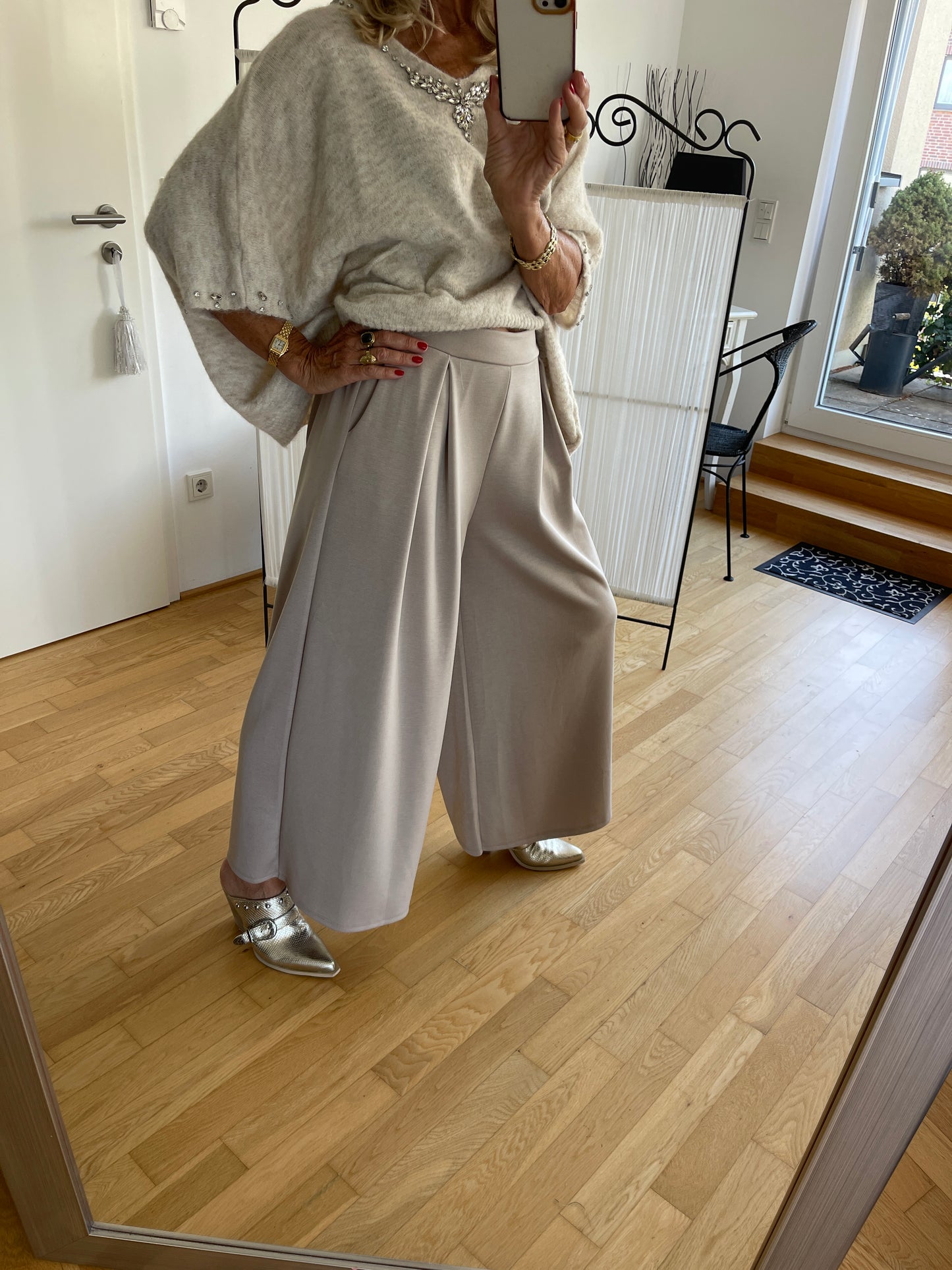 Hose CARPENTER creme €109,90; nicht nur stylisch und schick auch herrlich lässig