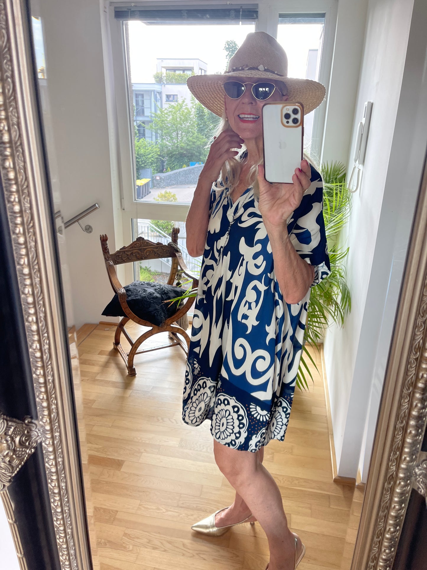 Tunika SULTA blue €59,90 statt €89,90; luftig, schickes Sommeroutfit auch perfekt für XXL-Größen