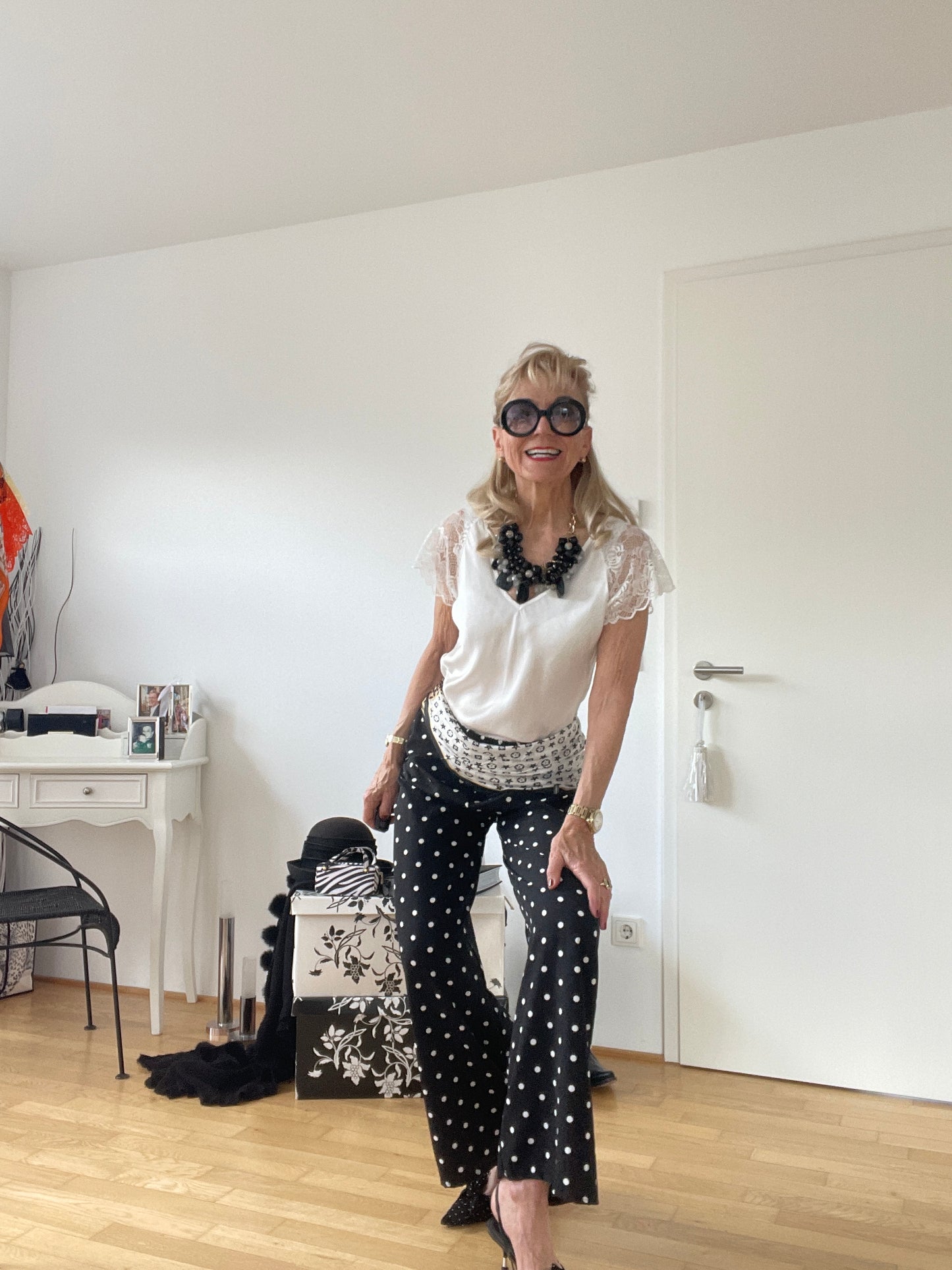 Oberteil/Top SUSA white €49,90; ein genial schickes Basic-Teil