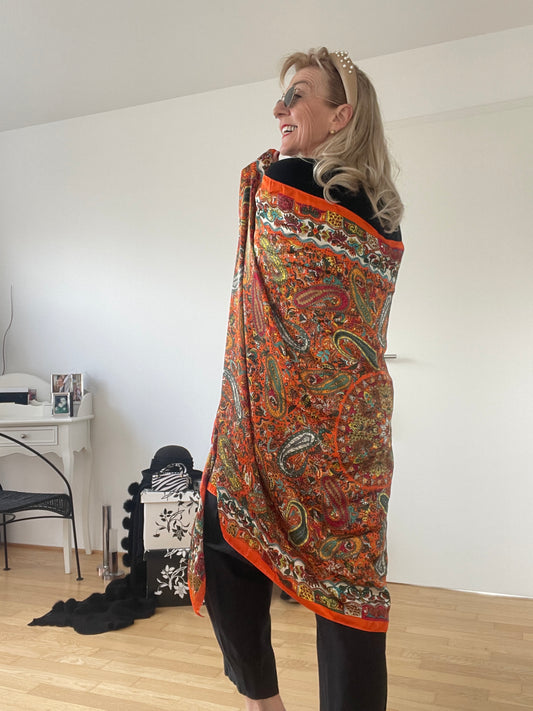 Schal GRANDO €49,90; ein wunderschöner Big-Schal in den herrlichsten Farben