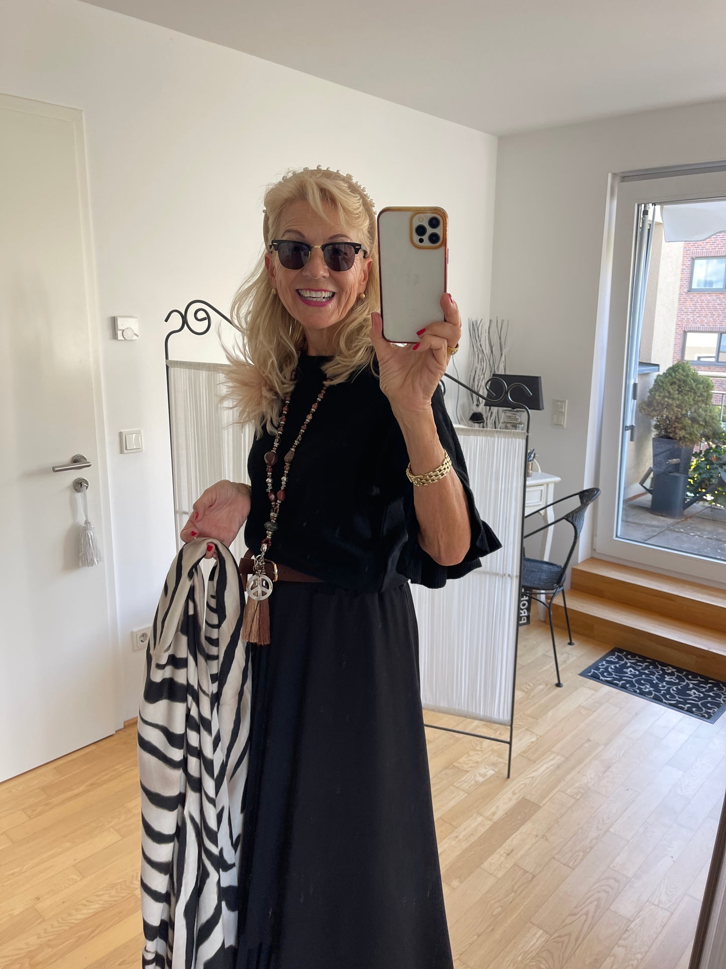 Pullover COLETTE black €69,90; edel, schick und so kuschelig🍂