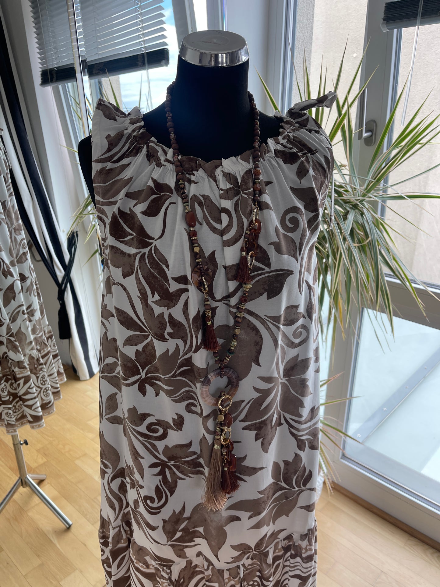 Kleid RICHI schoko €69,90; perfektes Sommerkleid
