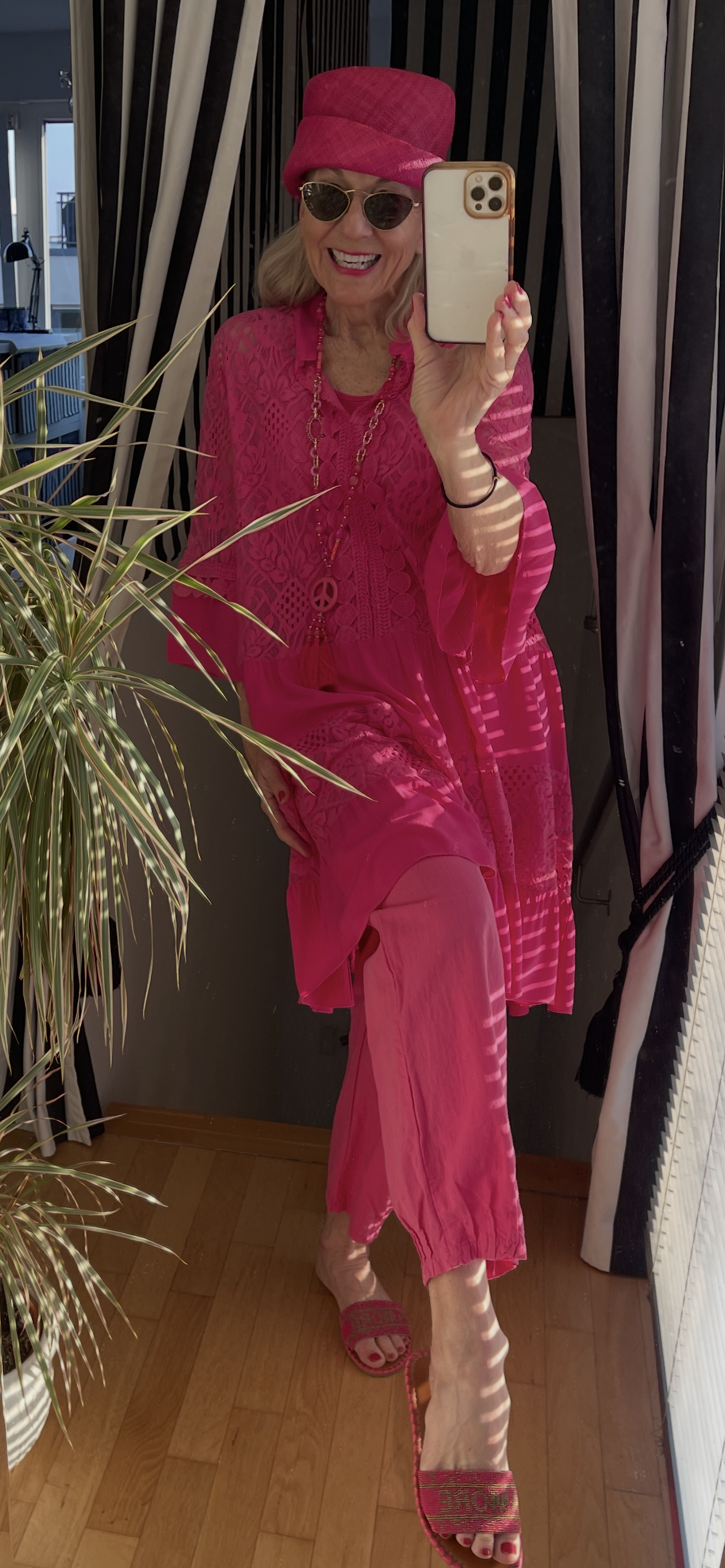 Kleid PHILIPPA  pink; €89,90 .. pink is so beautiful … farbenfroher Style auch für Genussgrößen