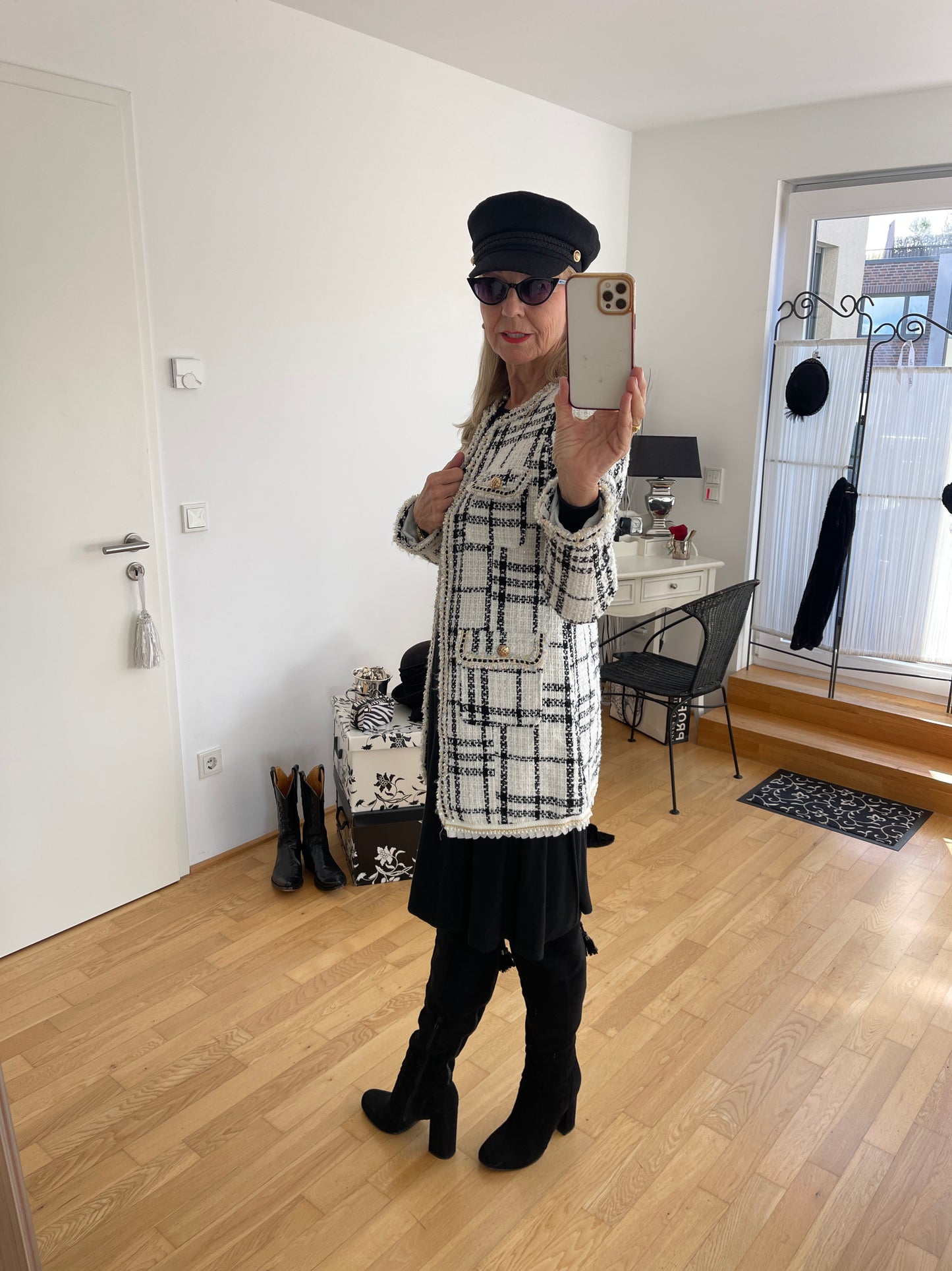 Blazer GABRIELLA Gr. L;  „IM BLACK-FRIDAY OUTLET“ nur noch €59,90 statt €139,90; Boucle-Blazer im Coco-Style