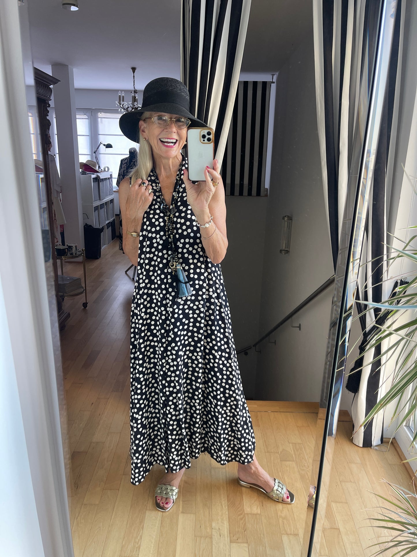 Kleid PABLO €79,90 statt €129,90; zum Verlieben … einfach ein tolles Modell