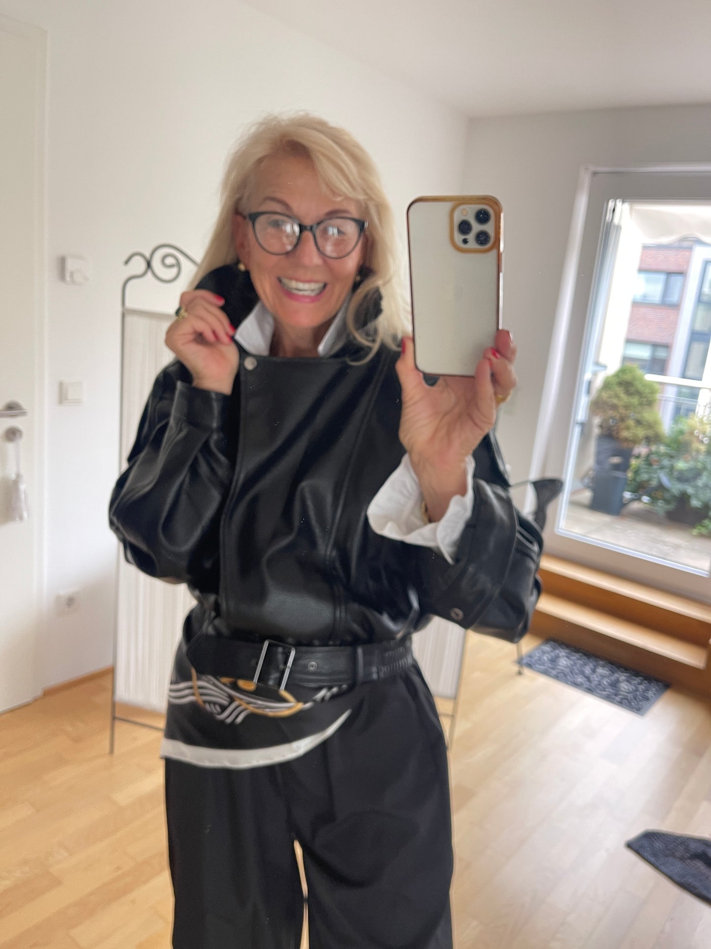 Jacke MONTREUX €169,90; richtig cool & sooo lässig, mega!🍂