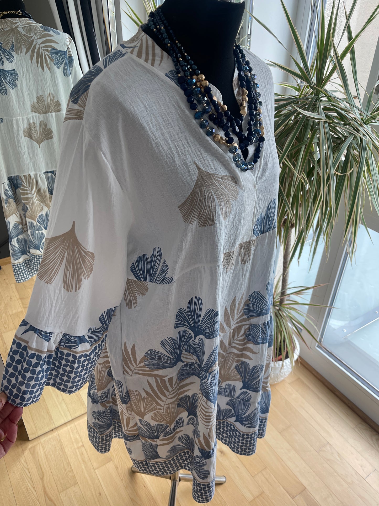 Tunika GINKO blue, beige-champagner im Outlet €69,90 statt €89,90; genialer Schnitt, herrliches Material, toller Print