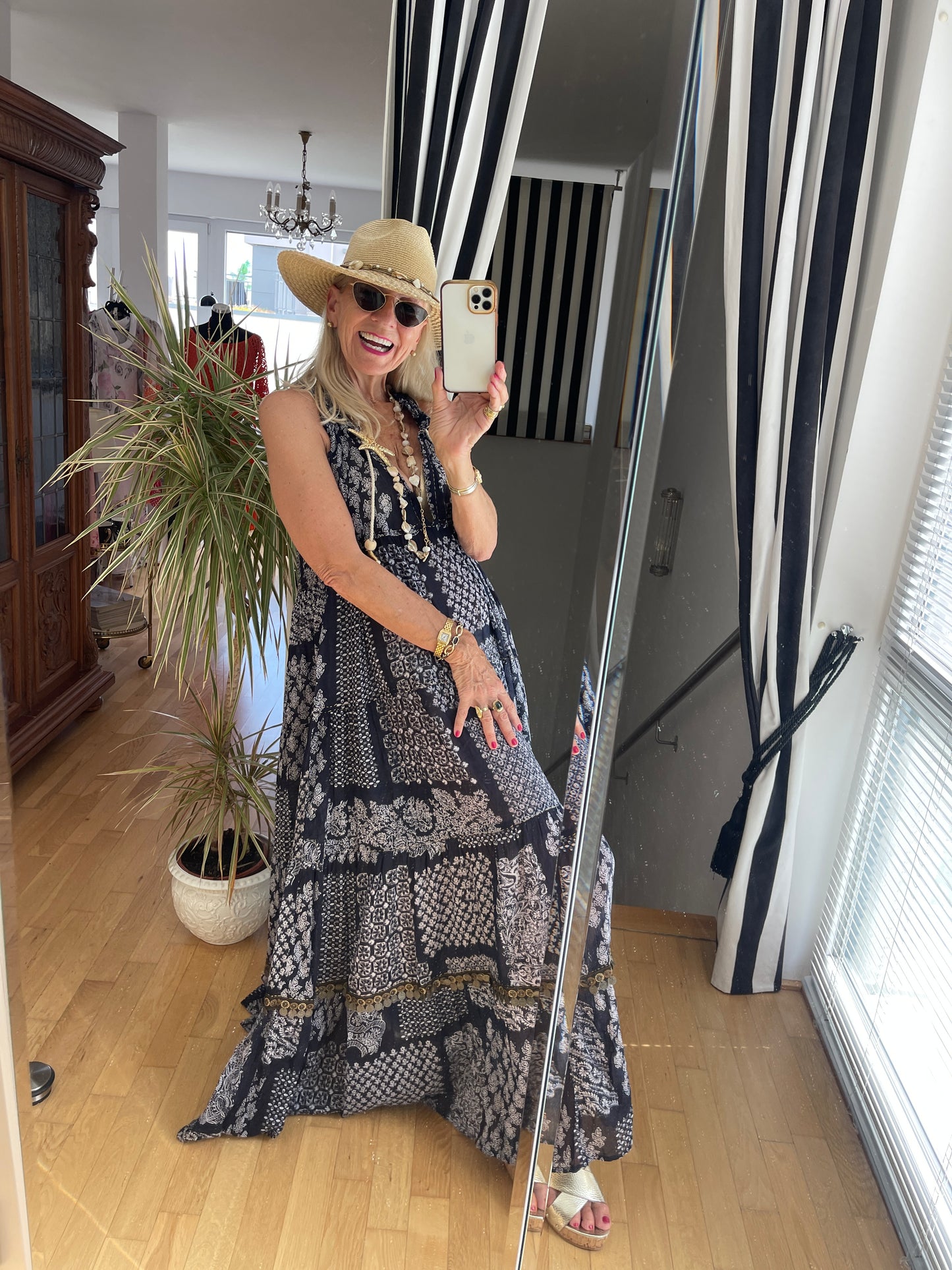Kleid PERFECTO €129,90; was für ein modisches Sommermärchen