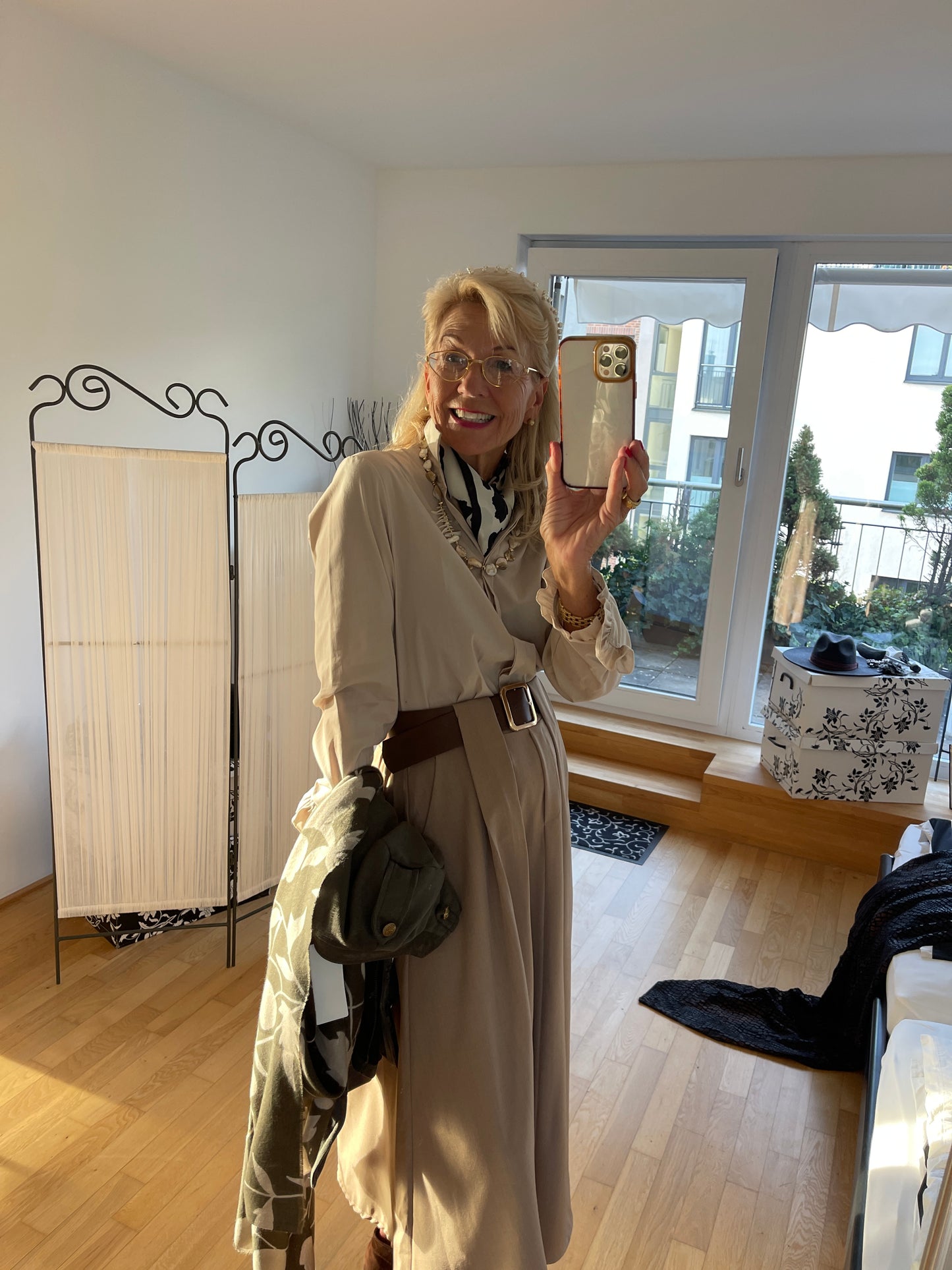 Bluse MARMARIS beige €79,90; edler Klassiker mit dem gewissen Etwas